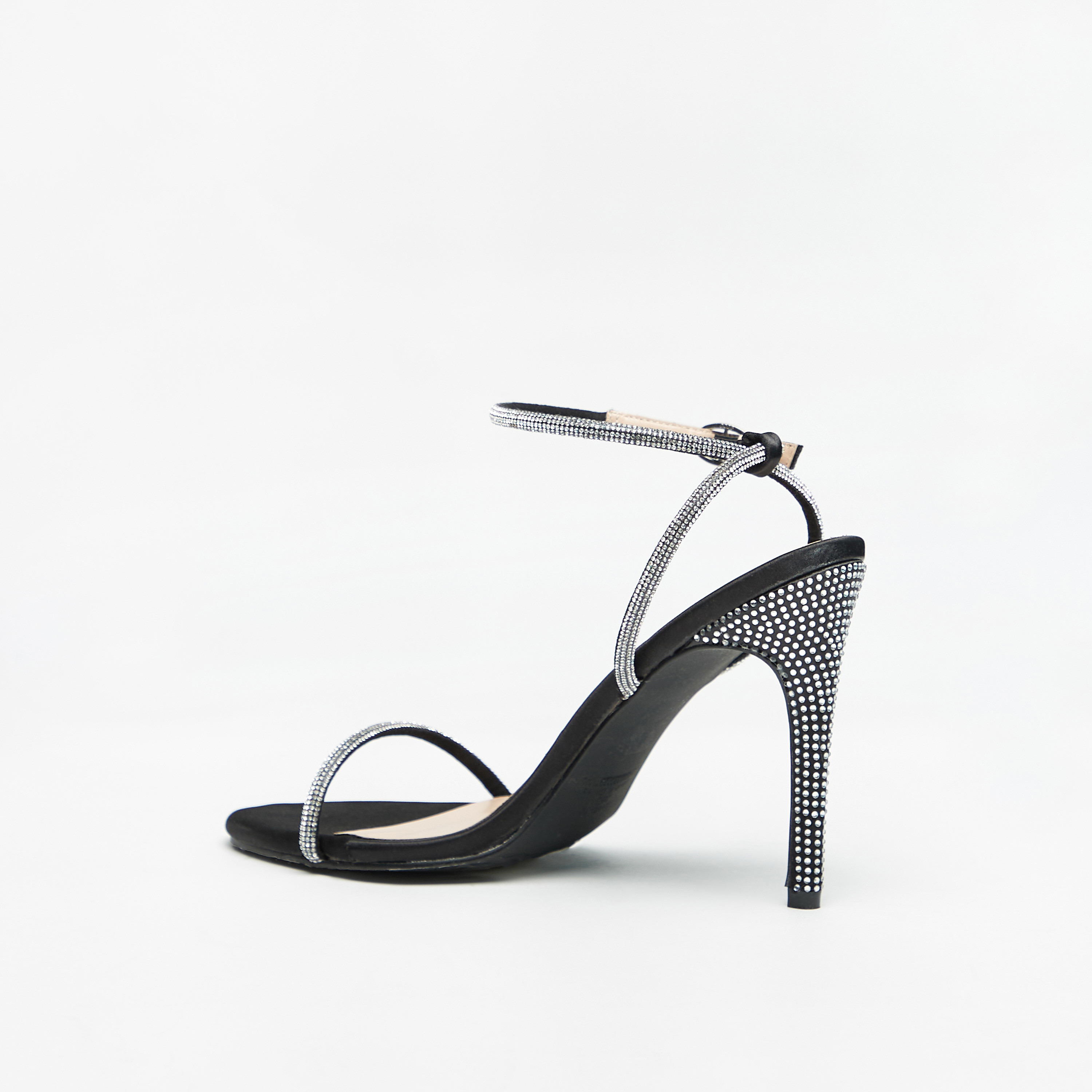 صندل بحزام حول الكاحل مزيّن بكعب ستيليتو وإبزيم إغلاق من فلورا بيلا-women-shoes-heels-image-7