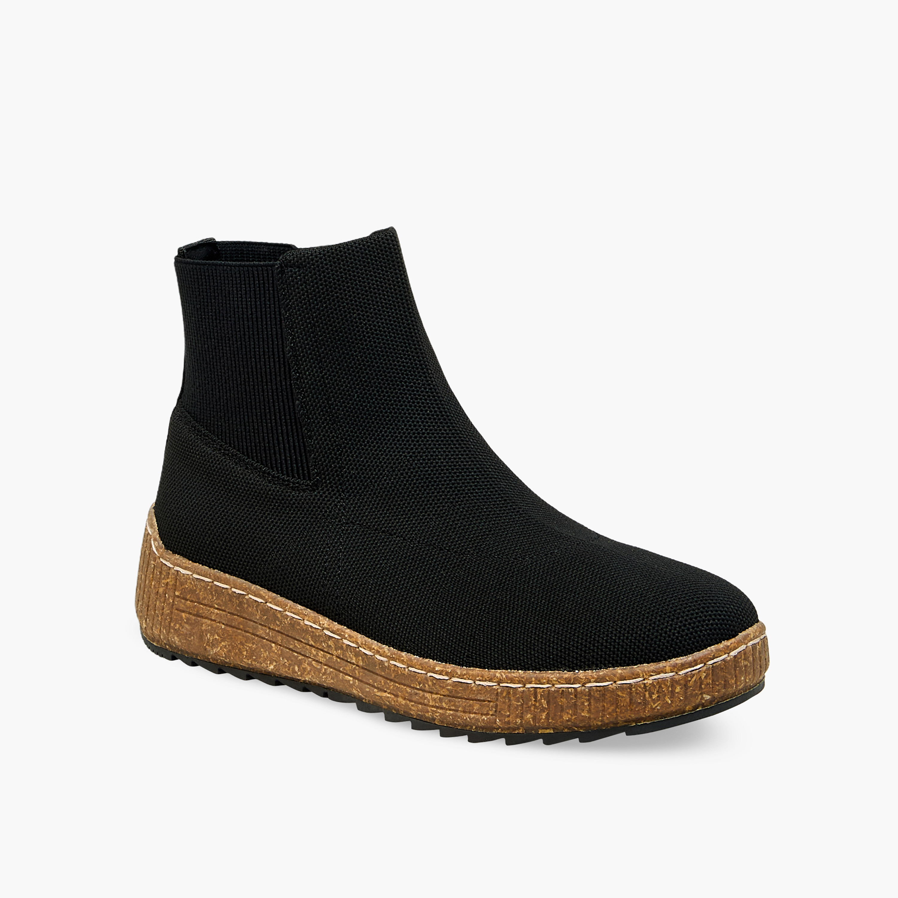 بوت سادة بطول الكاحل من لو كونفورت-women-shoes-boots-image-2