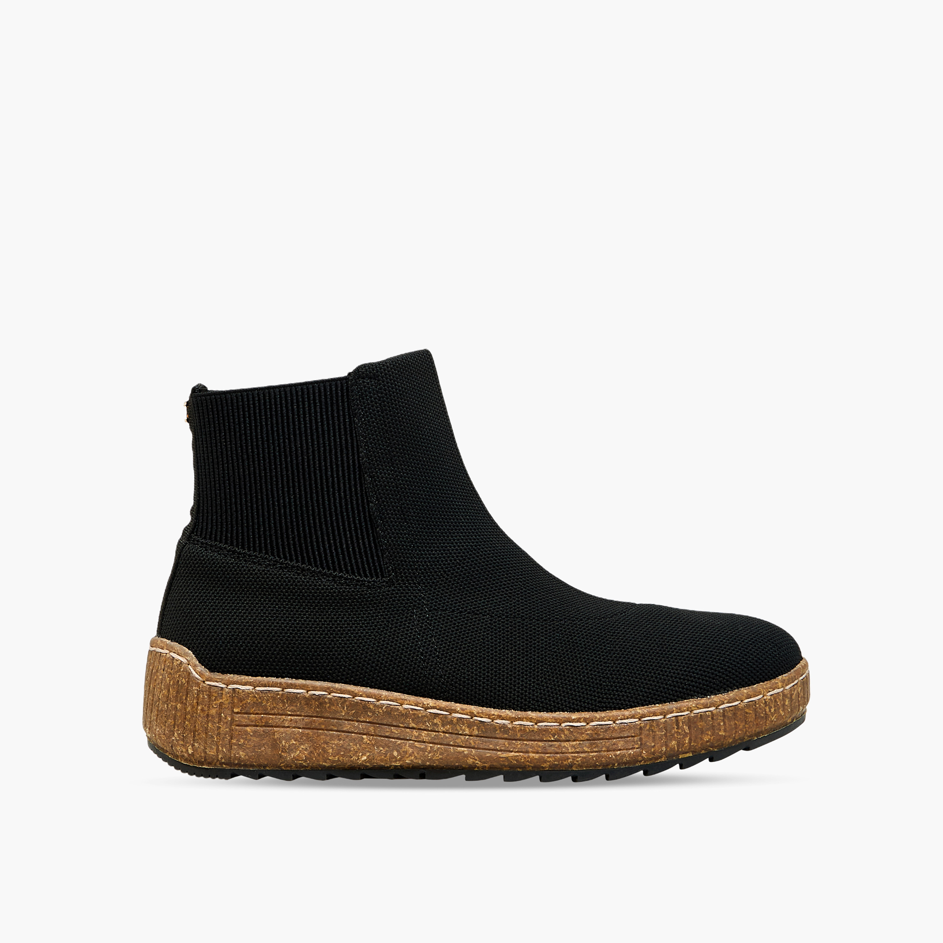 بوت سادة بطول الكاحل من لو كونفورت-women-shoes-boots-image-3