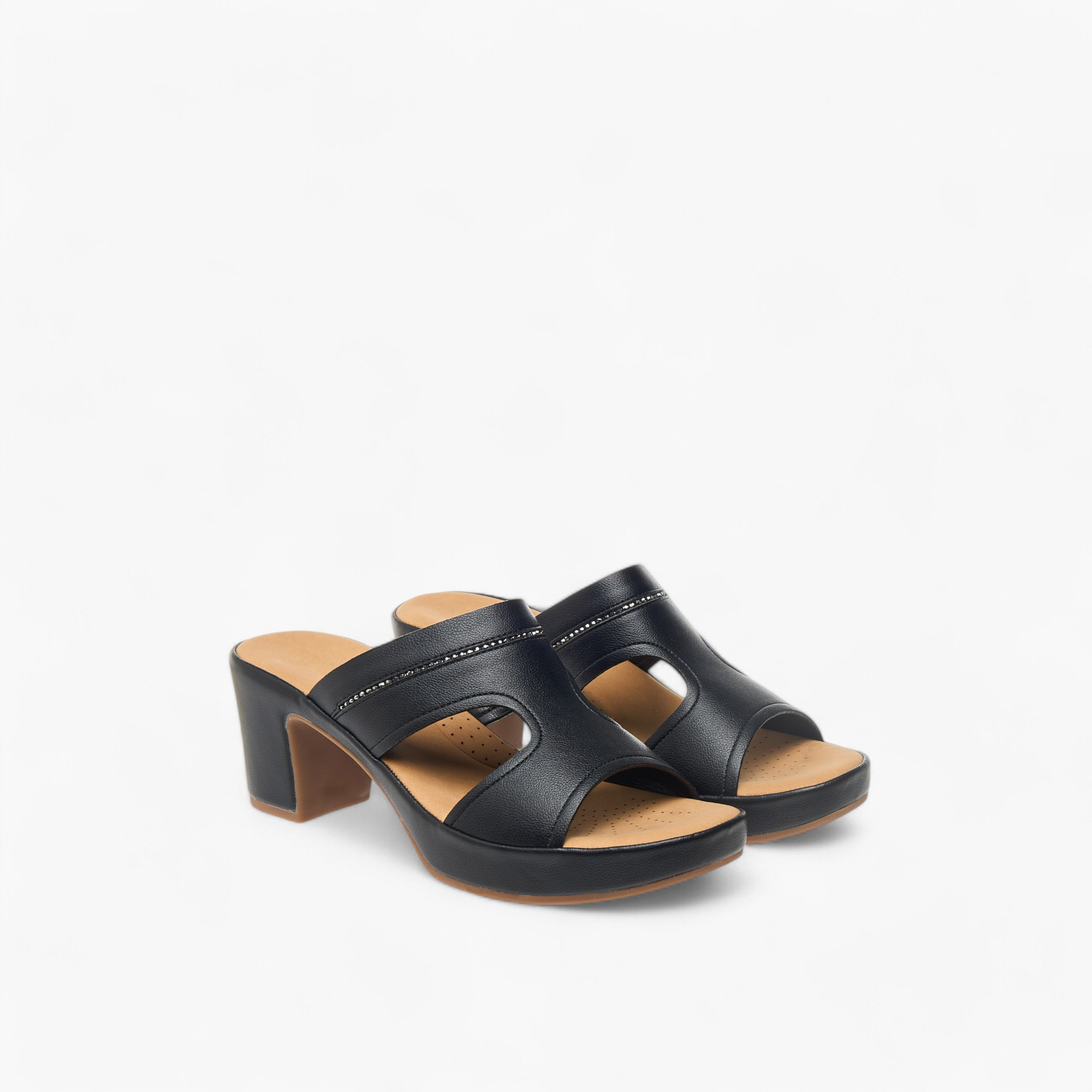 صندل مريح مزيّن سهل الارتداء بكعب سميك من فلورا بيلا-women-shoes-sandals-heeled-image-1