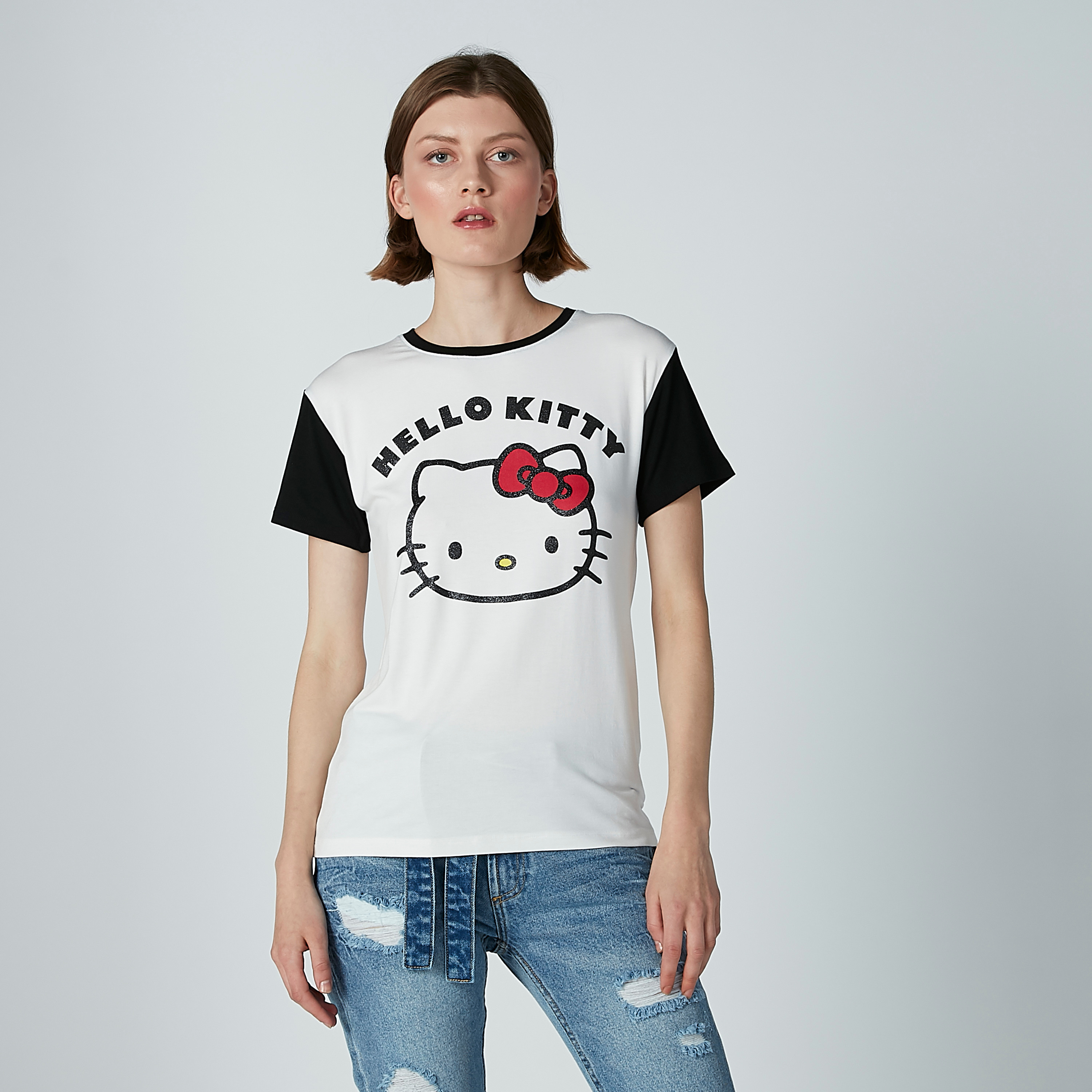 Hello Kitty Printed T-shirt with Round Neck and Short Sleeves-women-clothing-tshirts-image-5