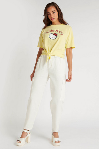 Sustainable Hello Kitty Print Crop T-shirt with Tie-Up Detail