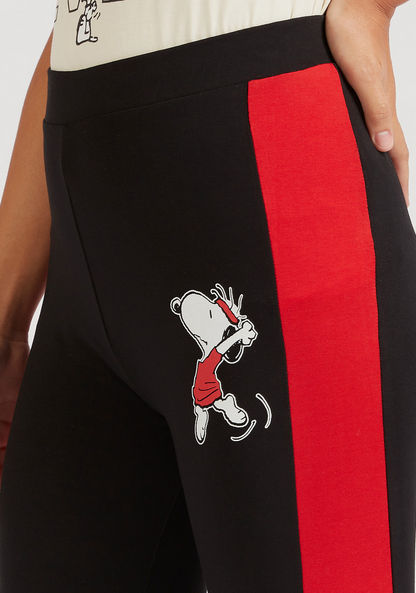 Colourblocked Snoopy Print Skinny Fit Mid-Rise Leggings