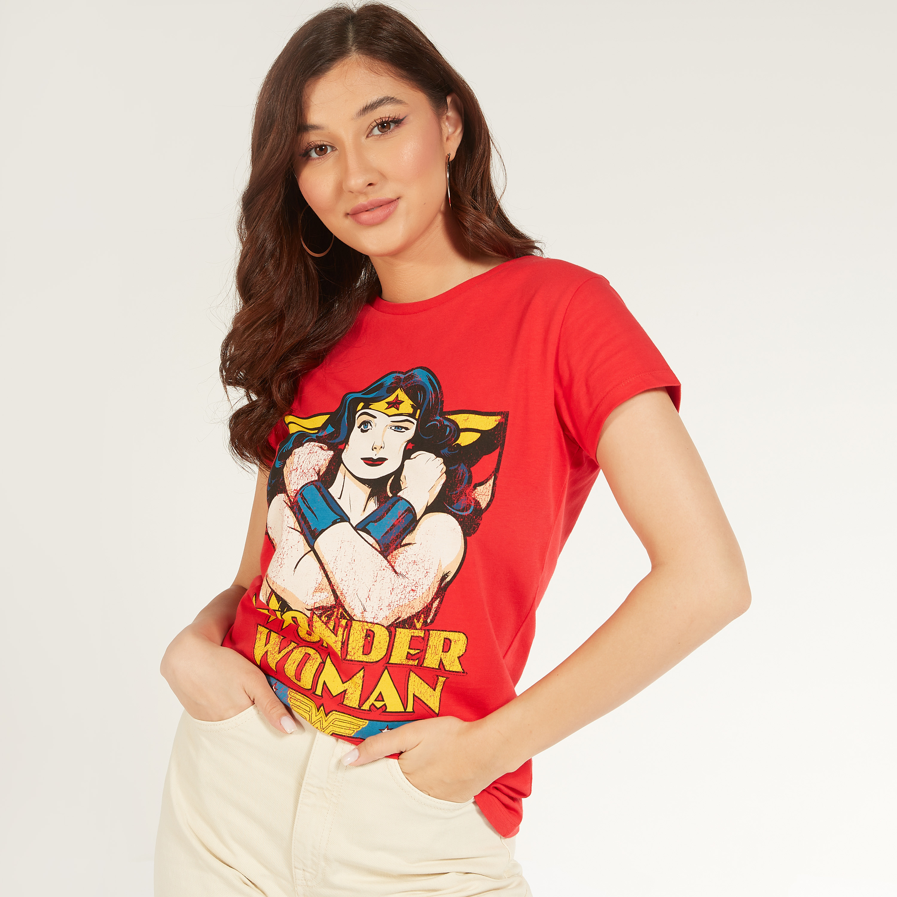 T shirt store wonder woman