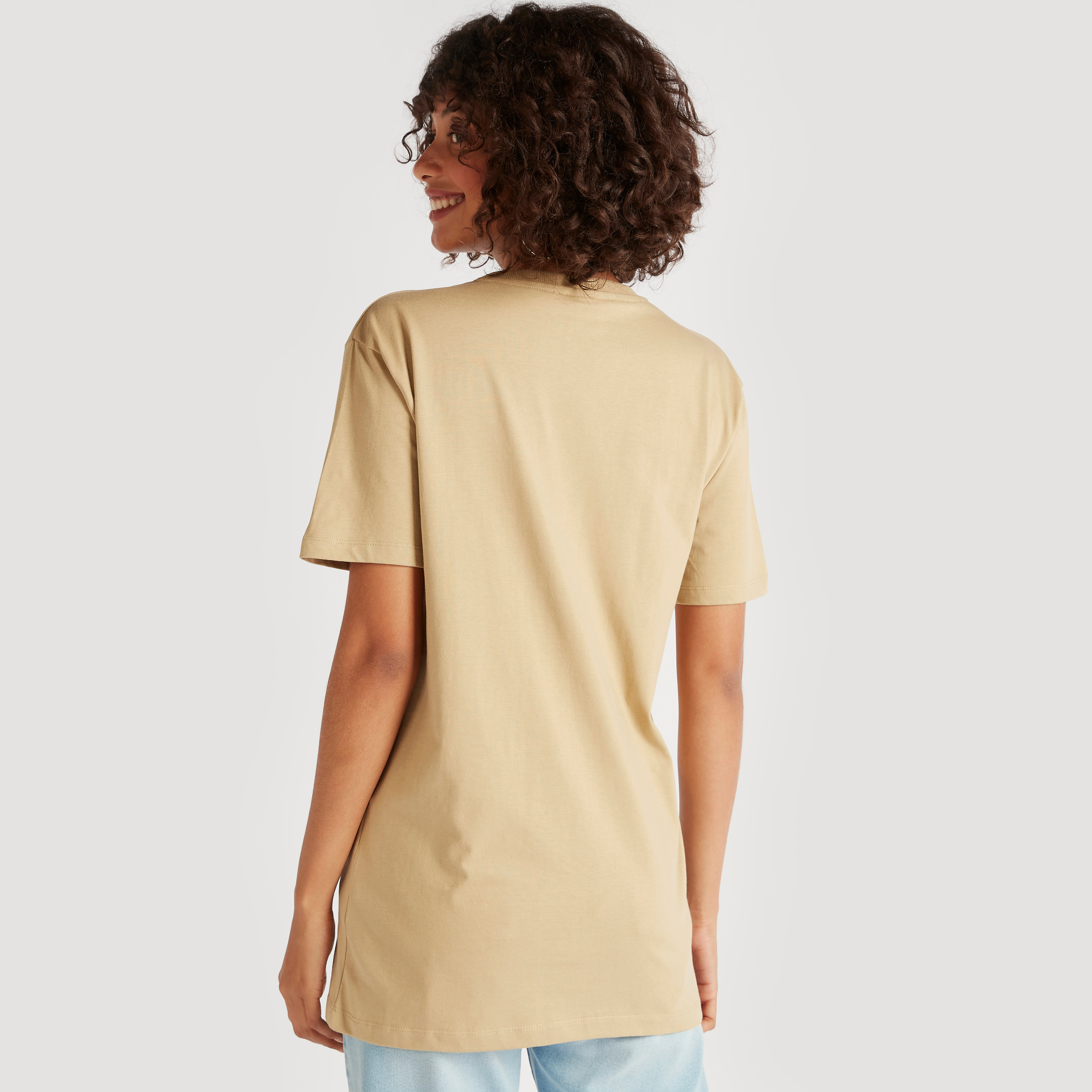 تيشيرت بياقة مستديرة وأكمام قصيرة وطبعات توم آند جيري جرافيك-women-clothing-tshirts-image-4