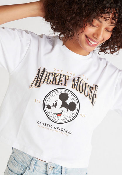Mickey Mouse Print Crop T-shirt with Short Sleeves and Crew Neck