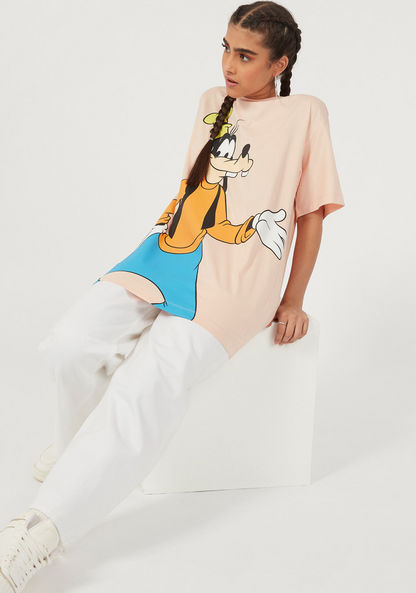 Goofy Print Longline T-shirt with Crew Neck and Short Sleeves-T Shirts-image-0