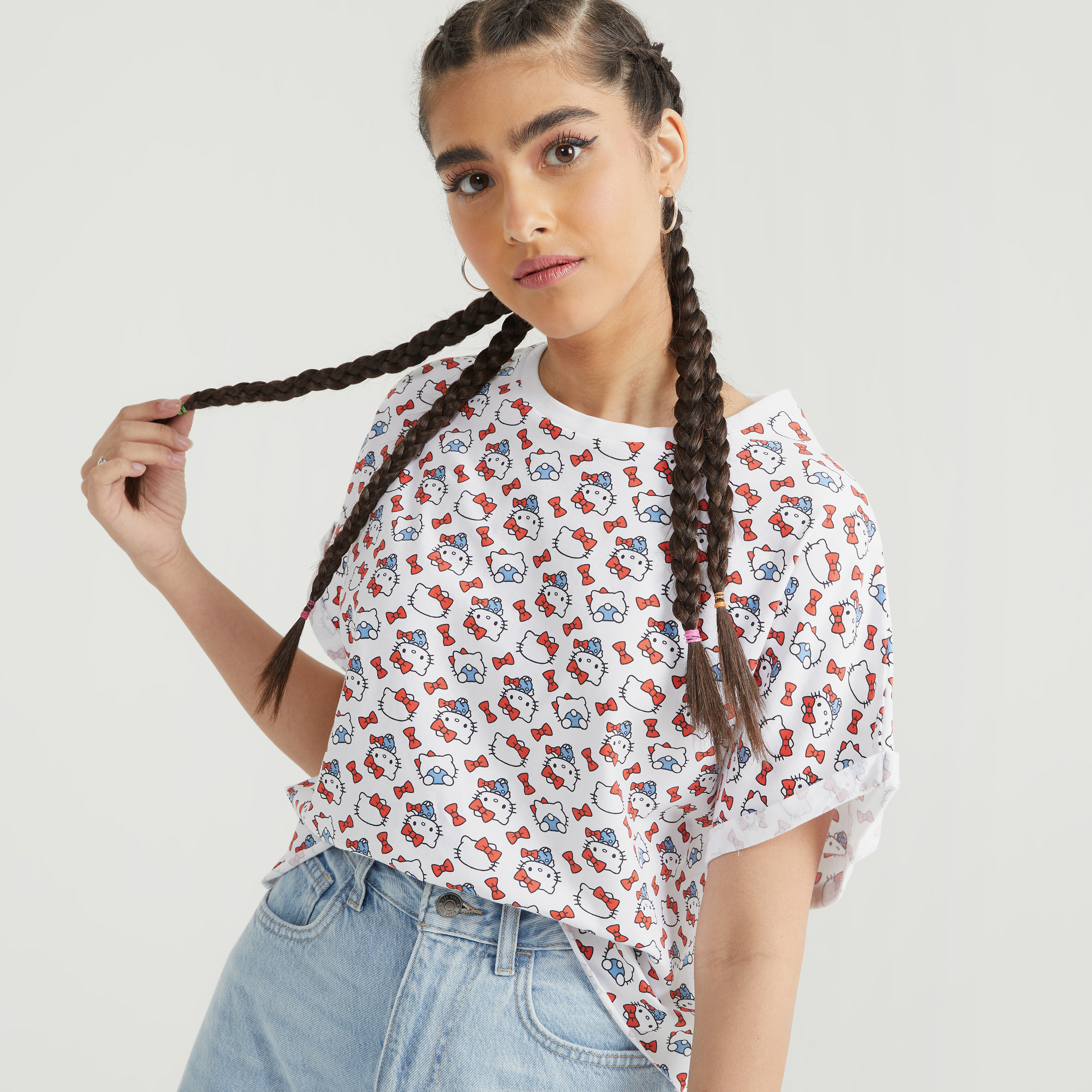 Hello Kitty Print Boxy Crop T-shirt with Crew Neck and Short Sleeves-women-clothing-tshirts-image-1