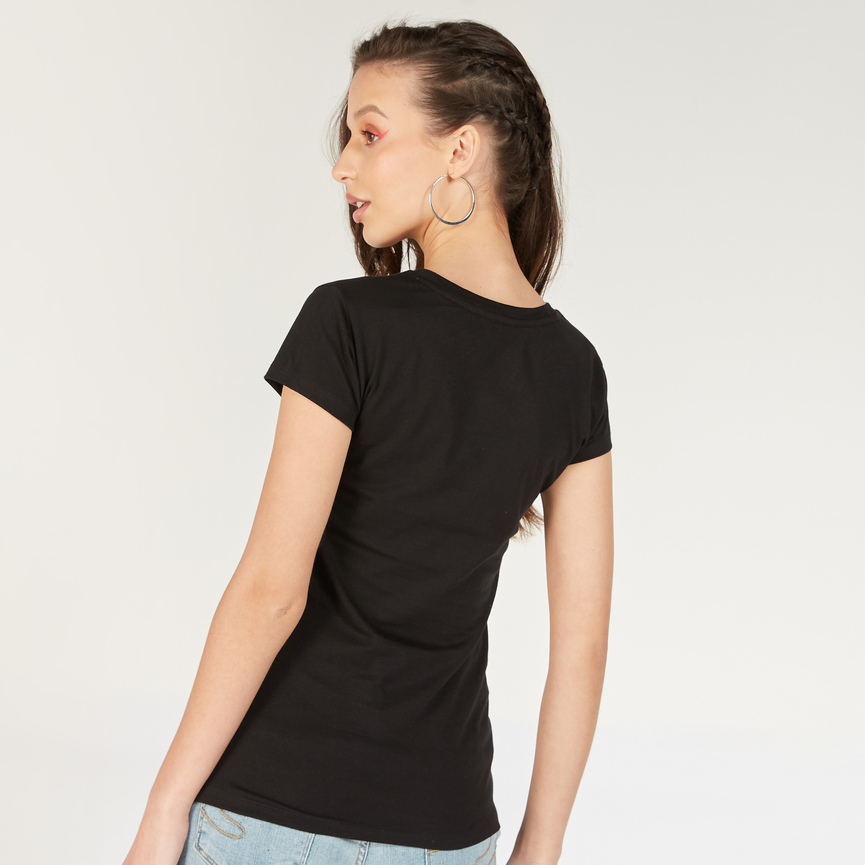 تيشيرت بياقة ضيقة وأكمام قصيرة وطبعات ناسا-women-clothing-tshirts-image-4