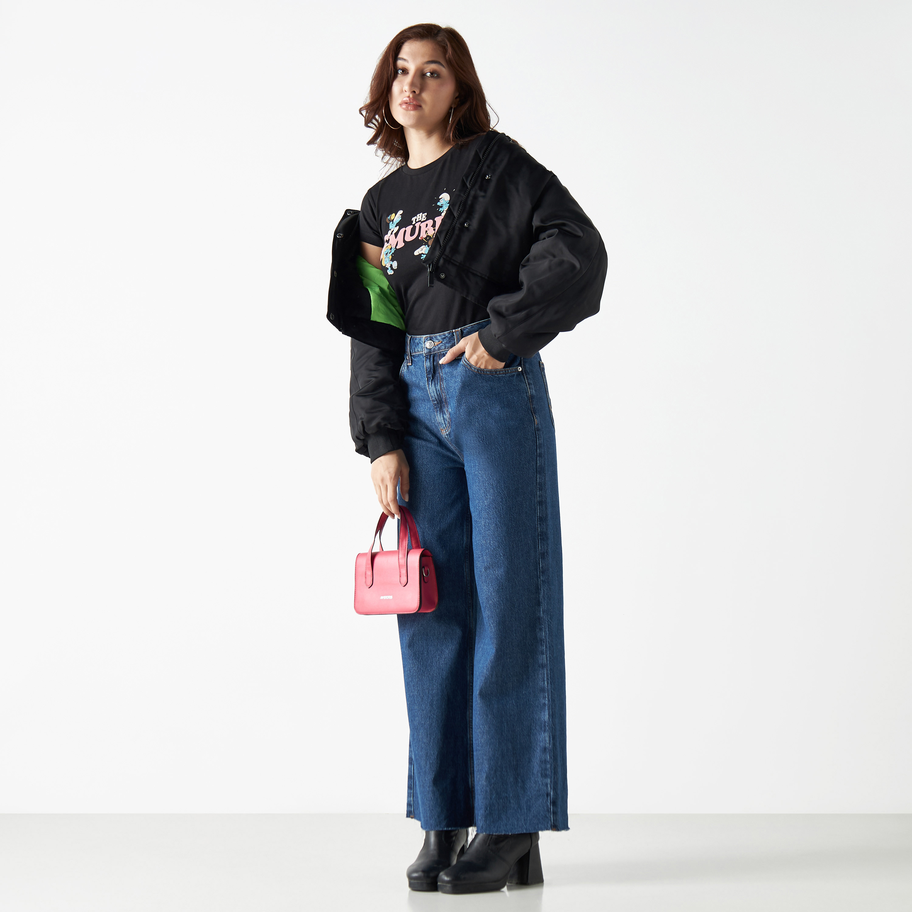 تيشيرت بياقة ضيّقة وأكمام كاب وطبعات-women-clothing-tshirts-image-2