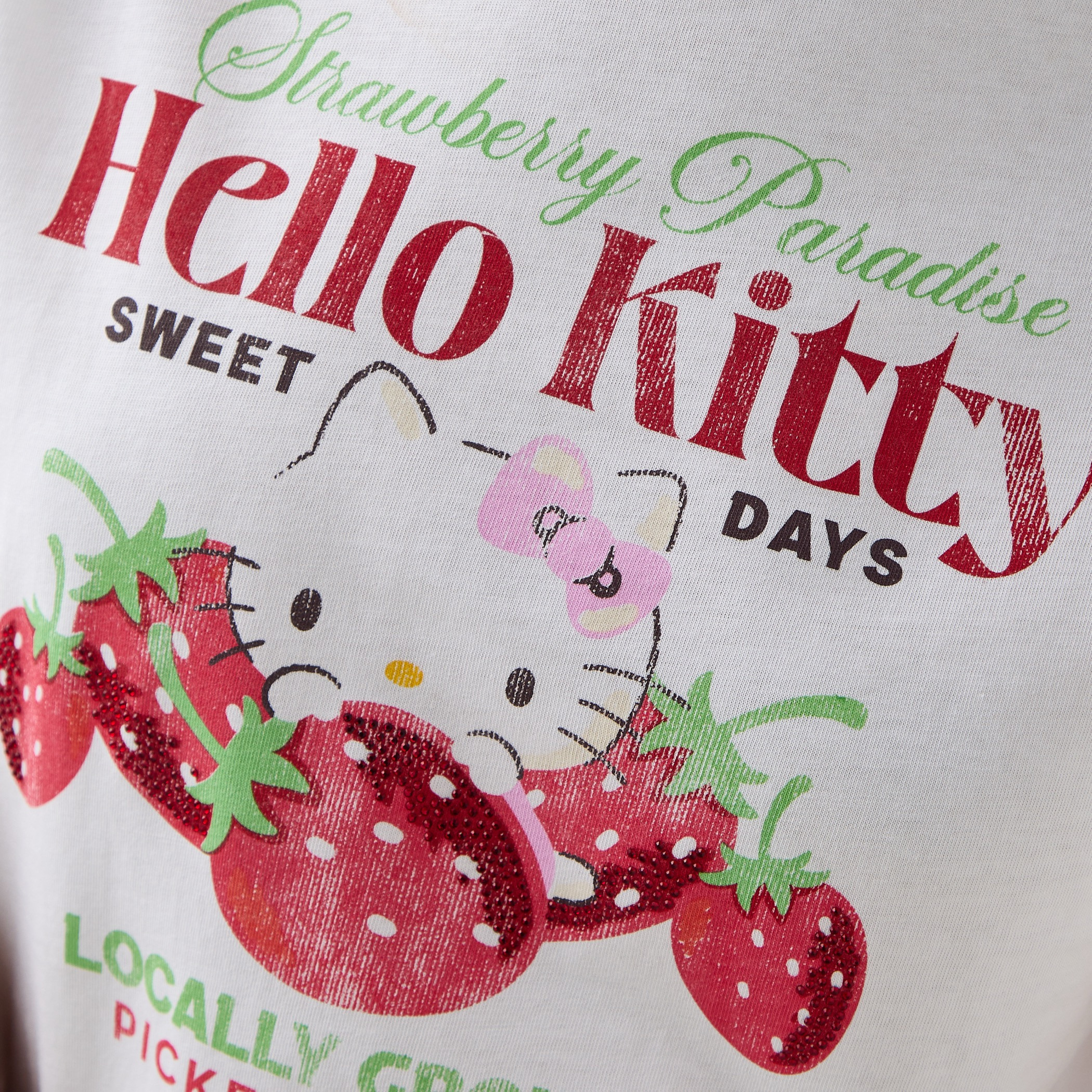 تيشيرت بياقة ضيقة وطبعات-women-clothing-tshirts-image-5