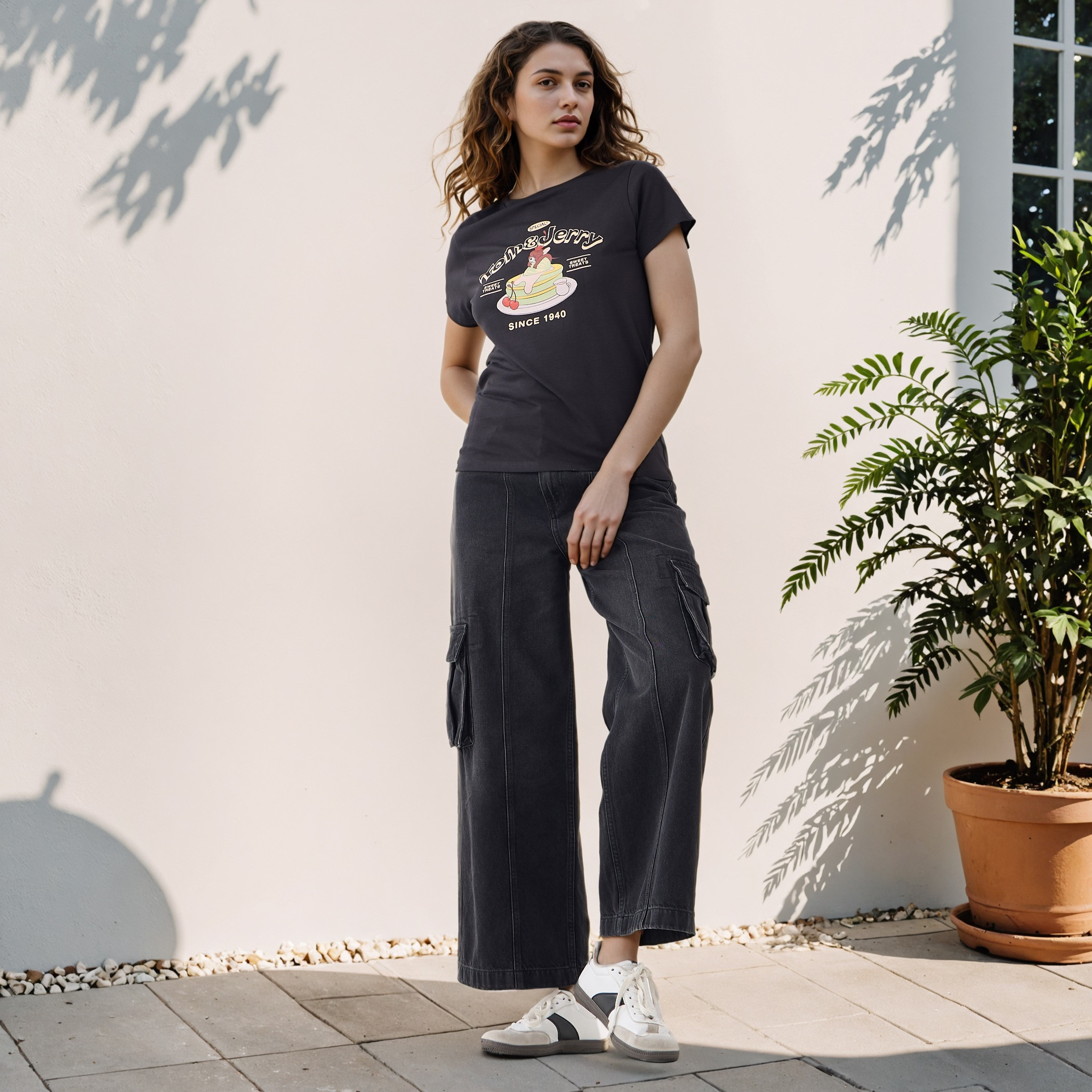 Tom and Jerry Print Crew Neck T-shirt-women-clothing-tshirts-image-2
