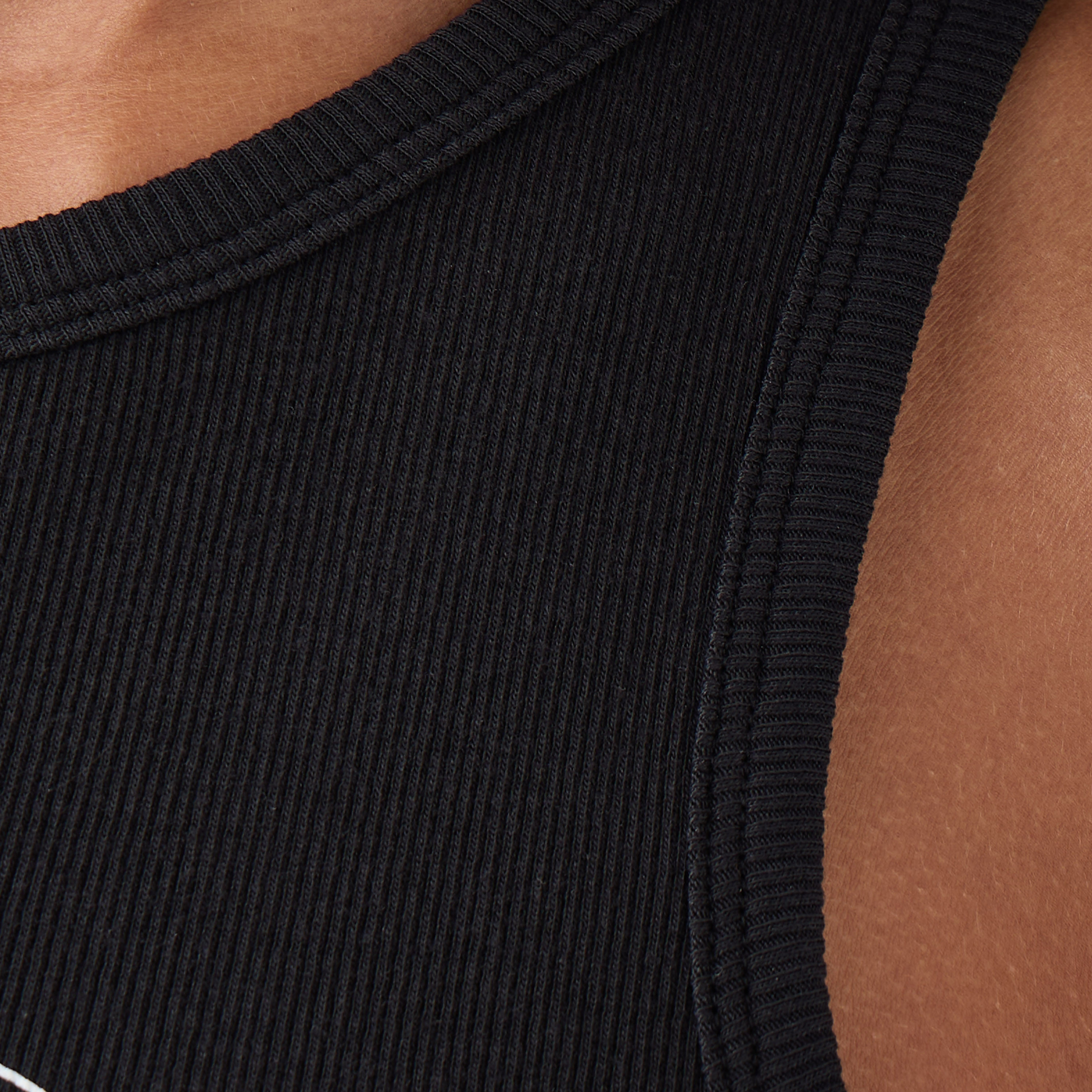 بلوزة تانك مضلعة بتطريزات ميني ماوس-women-clothing-tshirts-image-5