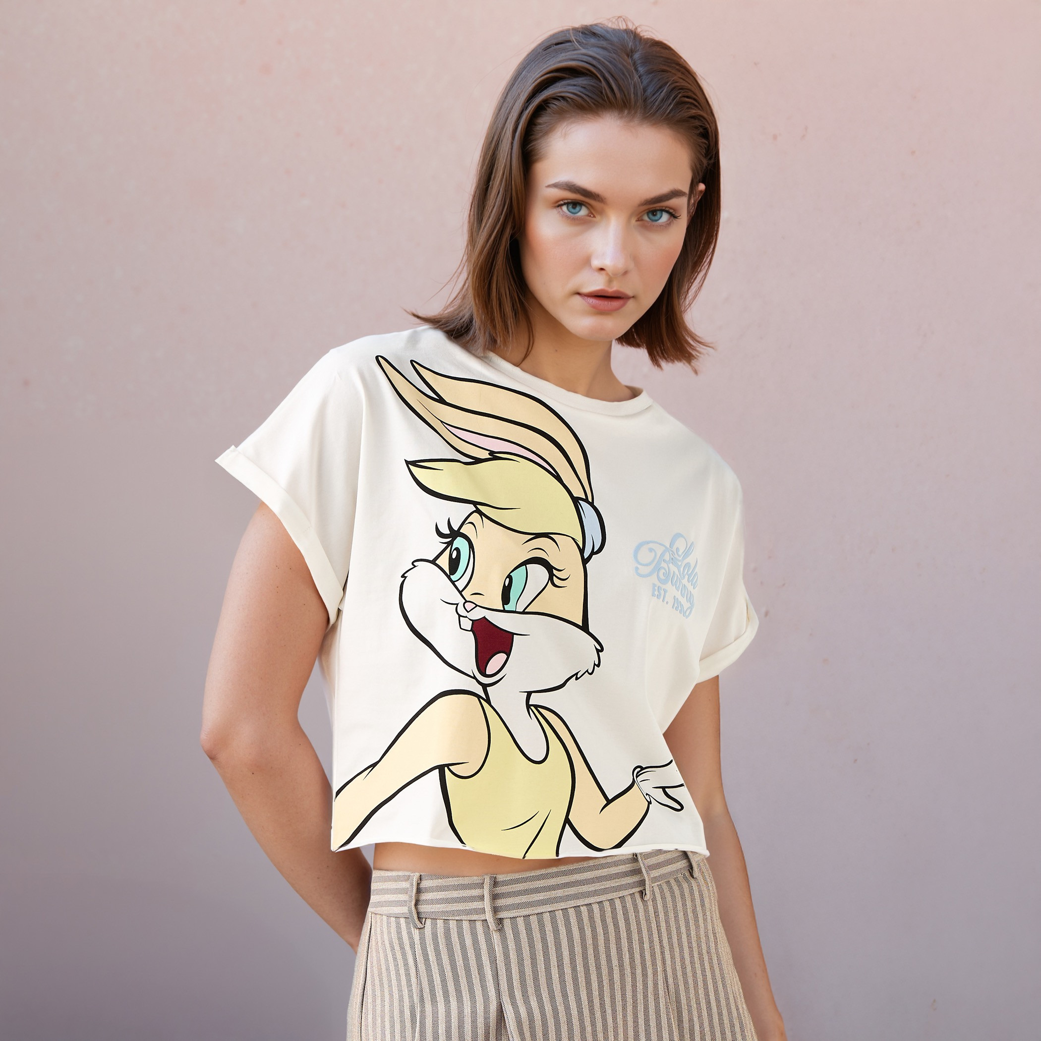 تيشيرت قصير وأكمام ممتدة بطبعات لولا باني-women-clothing-tshirts-image-1