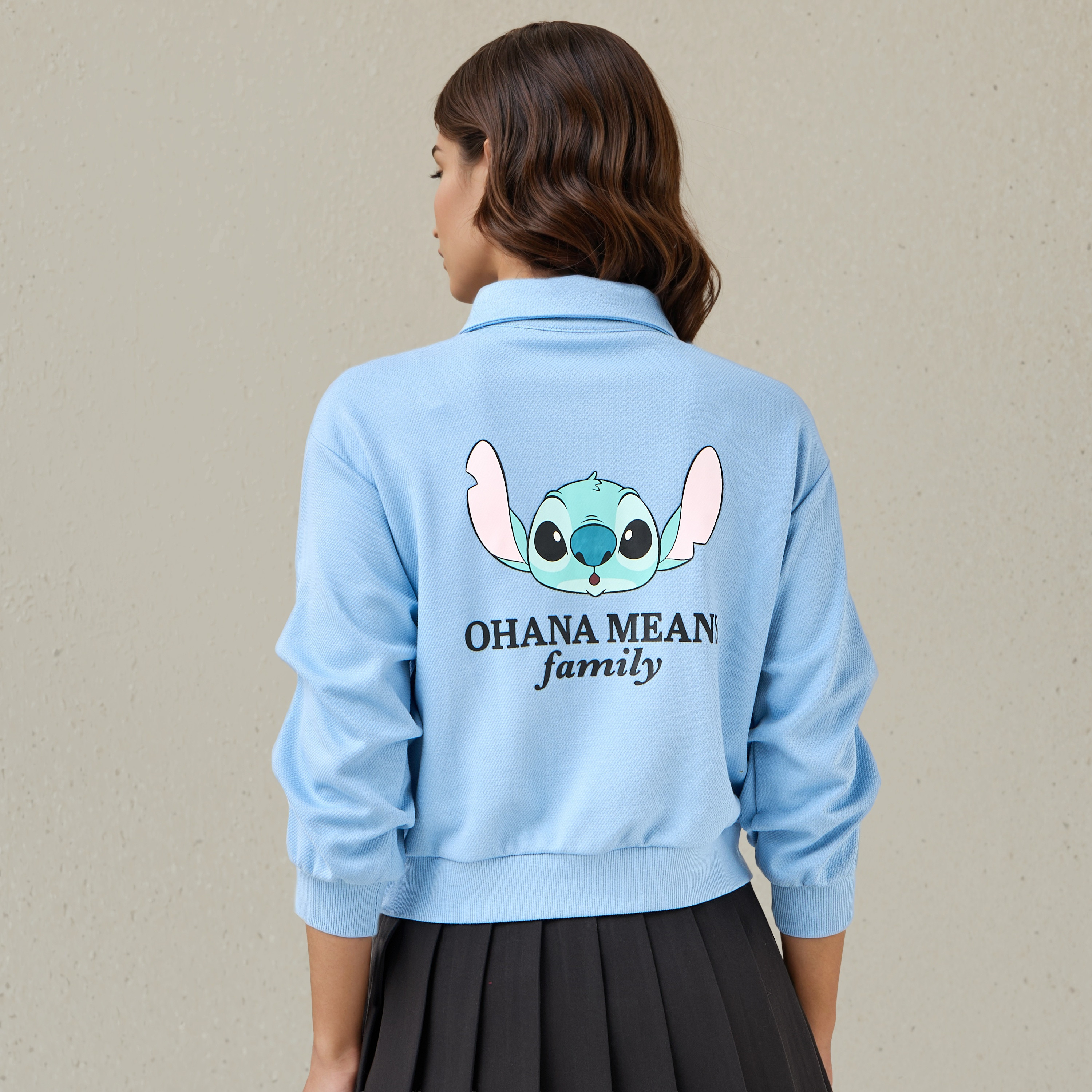 سويت شيرت بياقة عادية وطبعات ستيتش-women-winterwear-hoodiesandsweatshirts-sweatshirts-image-3