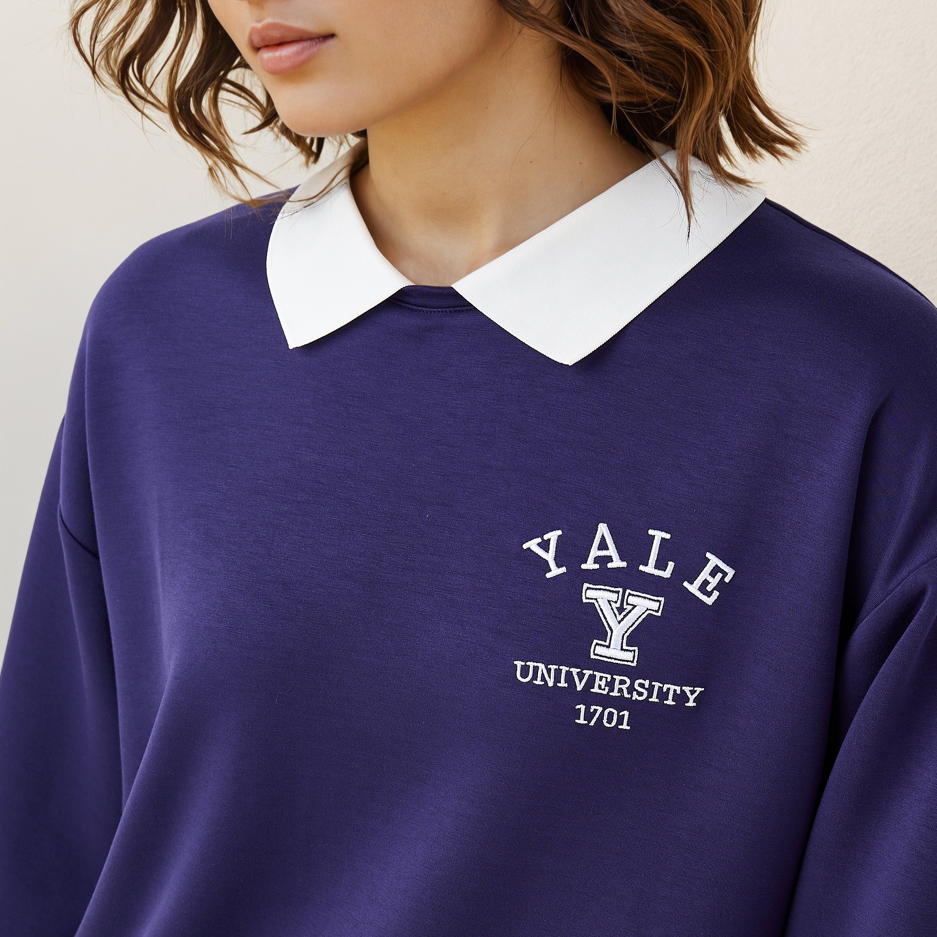 Yale Print Sweatshirt with Contrast Collar-women-winterwear-hoodiesandsweatshirts-sweatshirts-image-4