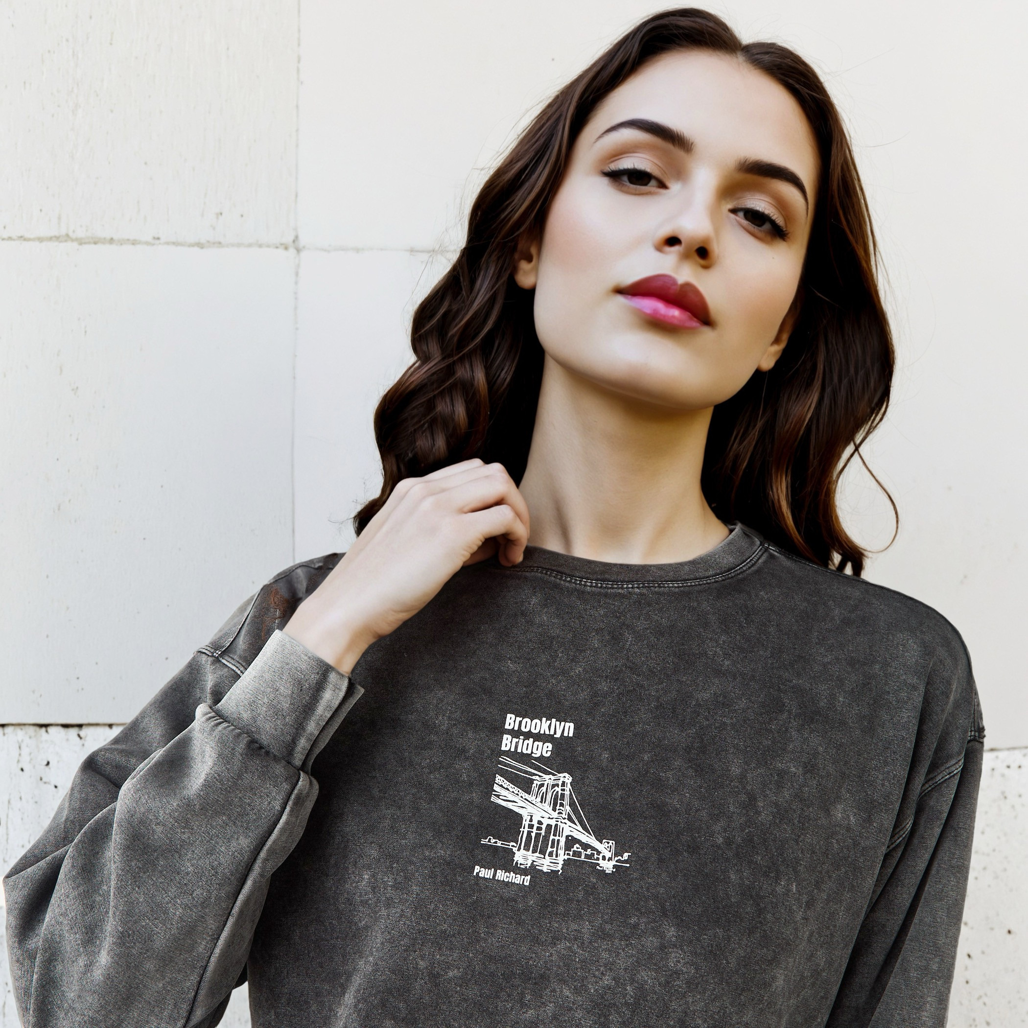 Brooklin Bridge Print Sweatshirt-women-winterwear-hoodiesandsweatshirts-sweatshirts-image-5