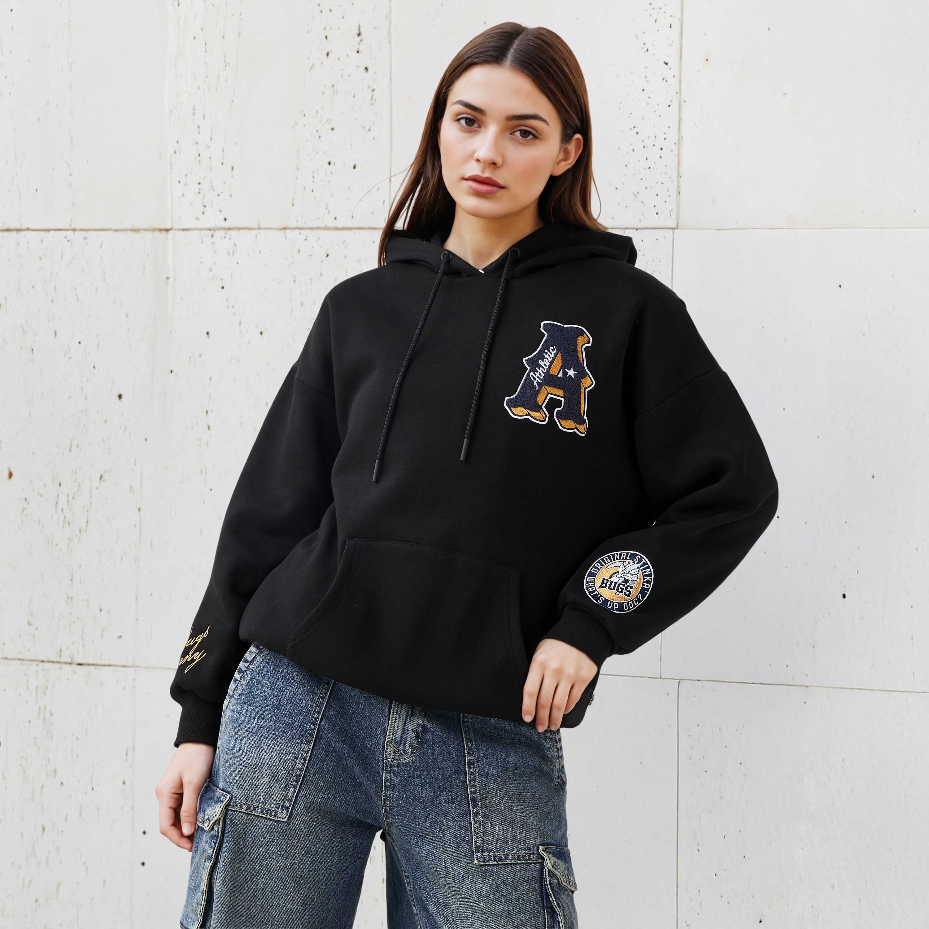 Looney Tunes Oversized Fit Hoodie-women-winterwear-hoodiesandsweatshirts-hoodies-image-4