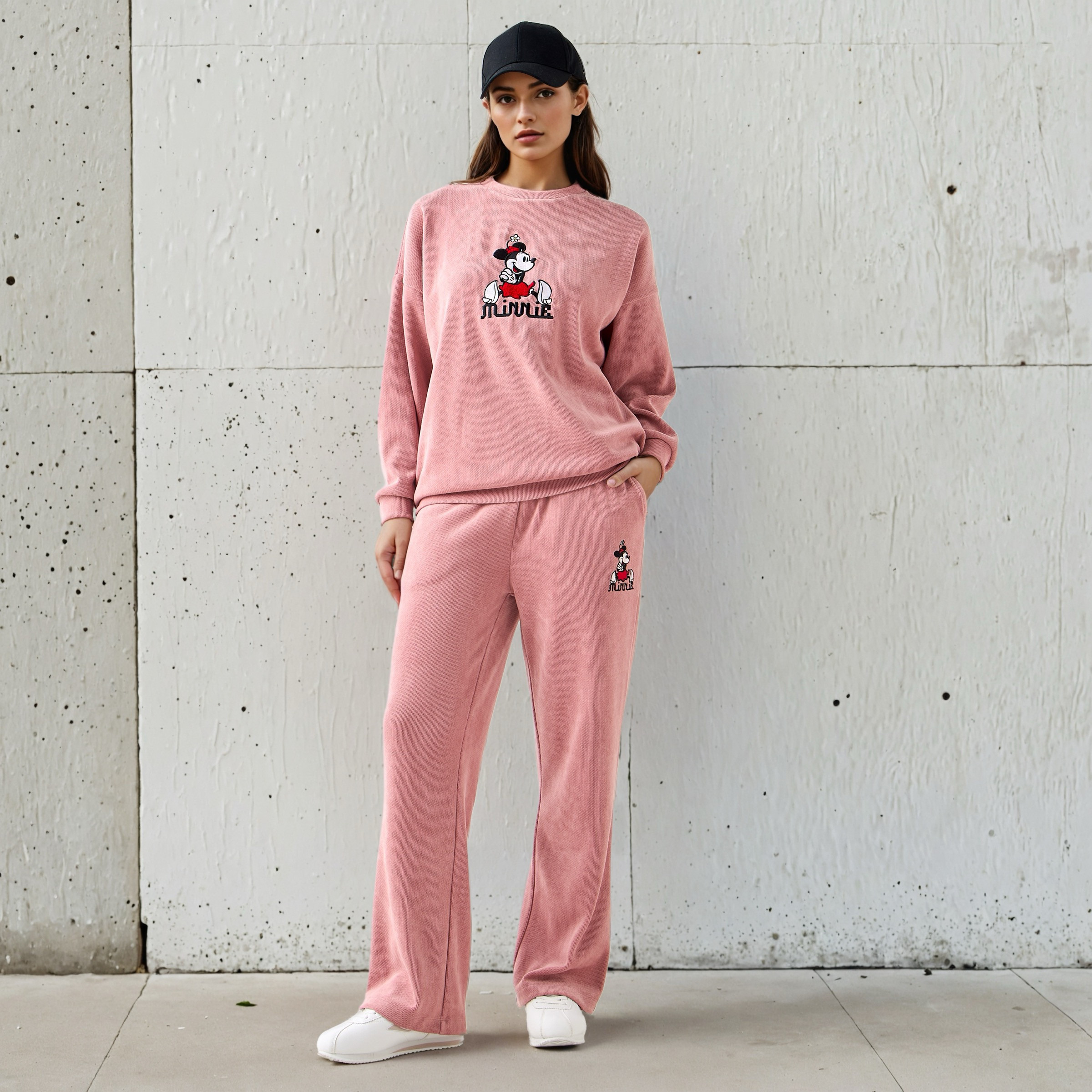 Minnie Mouse Oversized Sweatshirt-women-winterwear-hoodiesandsweatshirts-sweatshirts-image-2
