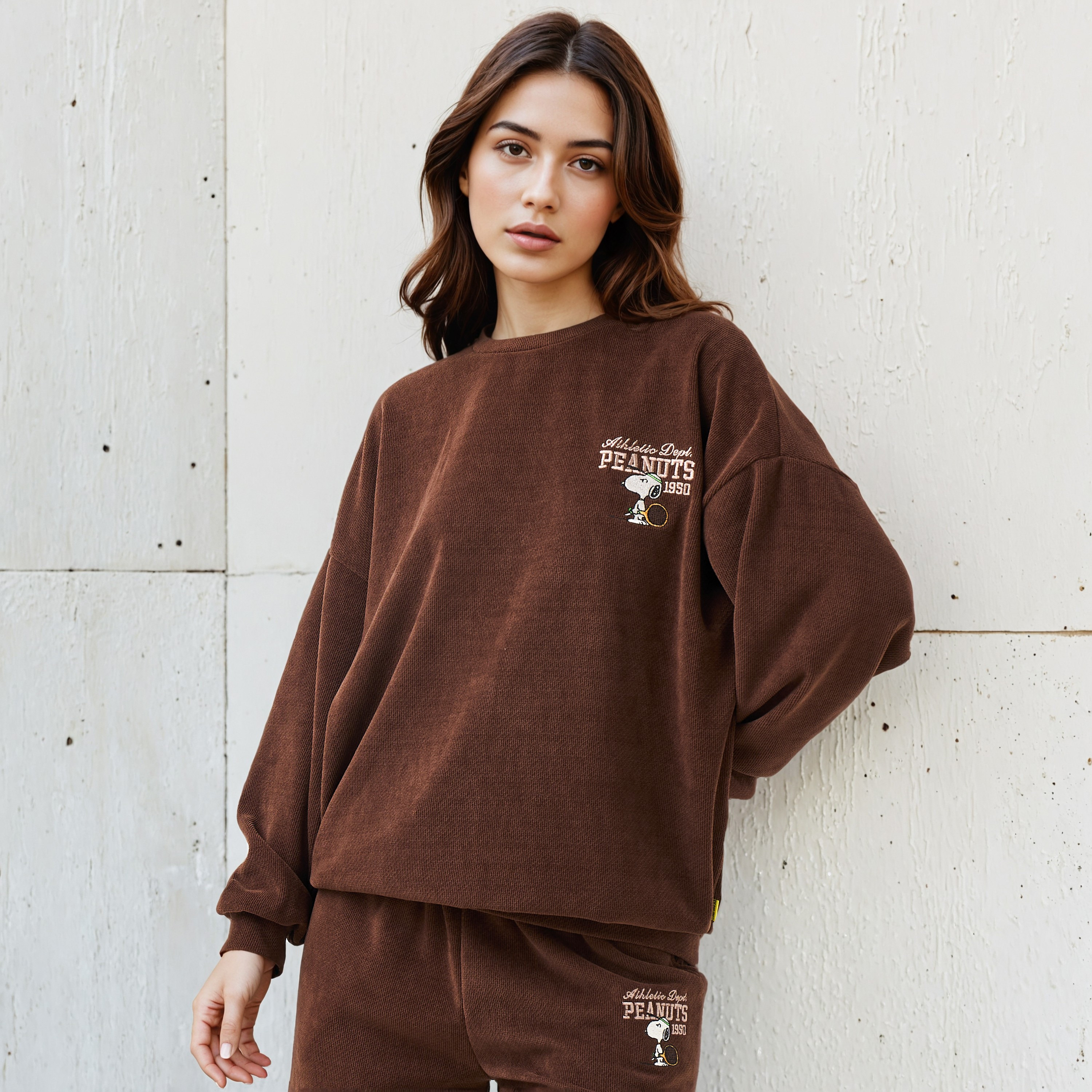 Peanuts Sweatshirt with Drop Shoulder-women-clothing-hoodiesandsweatshirts-sweatshirts-image-3