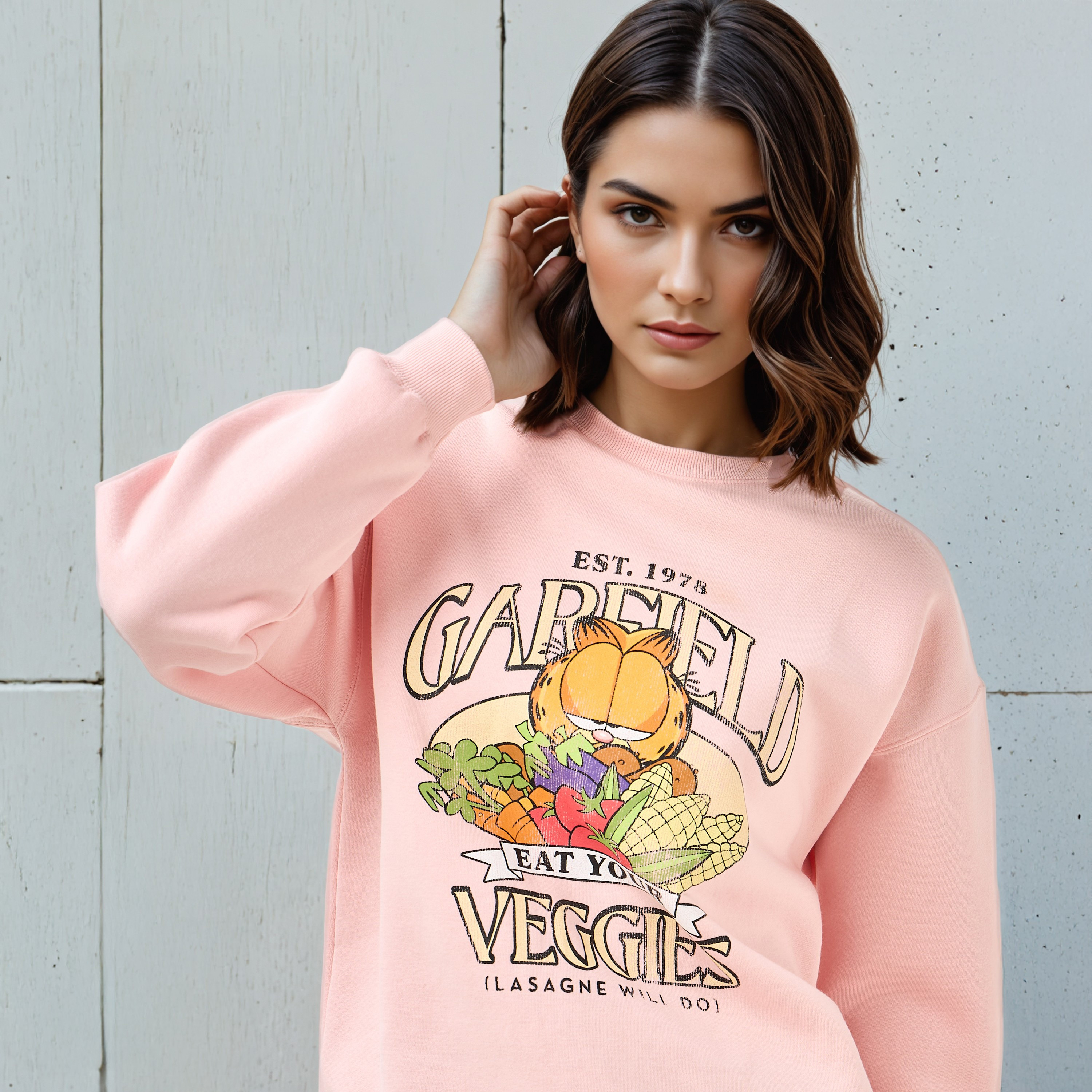 سويت شيرت بياقة ضيقة وطبعات جارفيلد-women-clothing-hoodiesandsweatshirts-sweatshirts-image-4