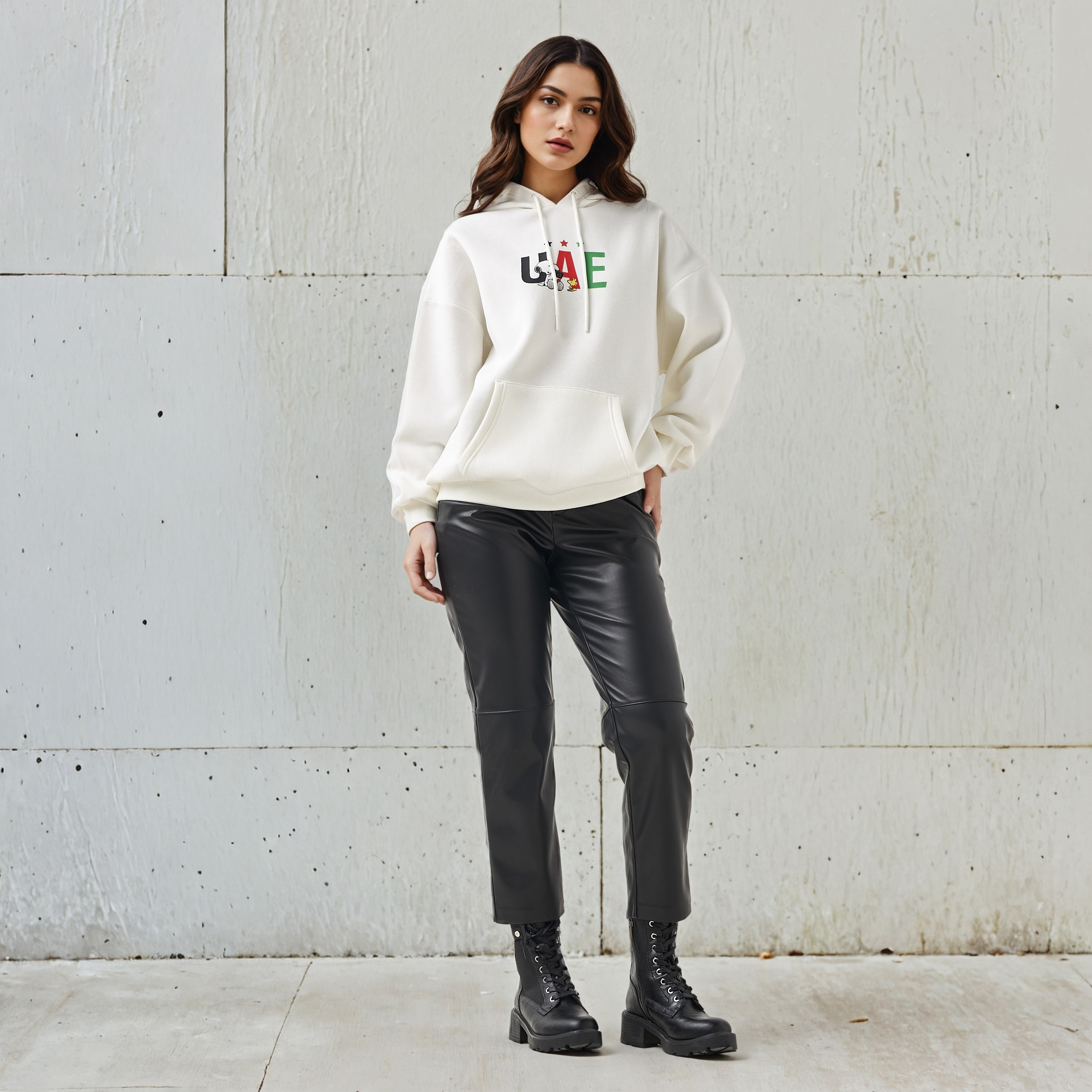 Snoopy Oversized Hoodie with UAE National Day Print-women-winterwear-hoodiesandsweatshirts-hoodies-image-2