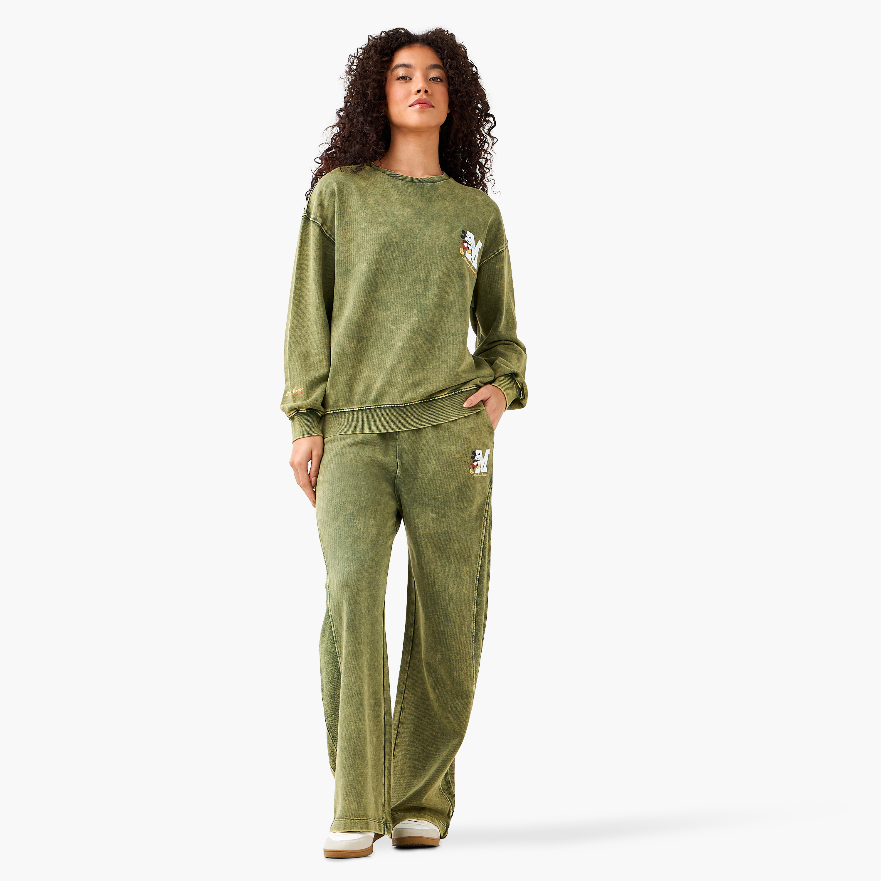 سويت شيرت ميكي ماوس بقصة مريحة-women-clothing-coordsets-image-4