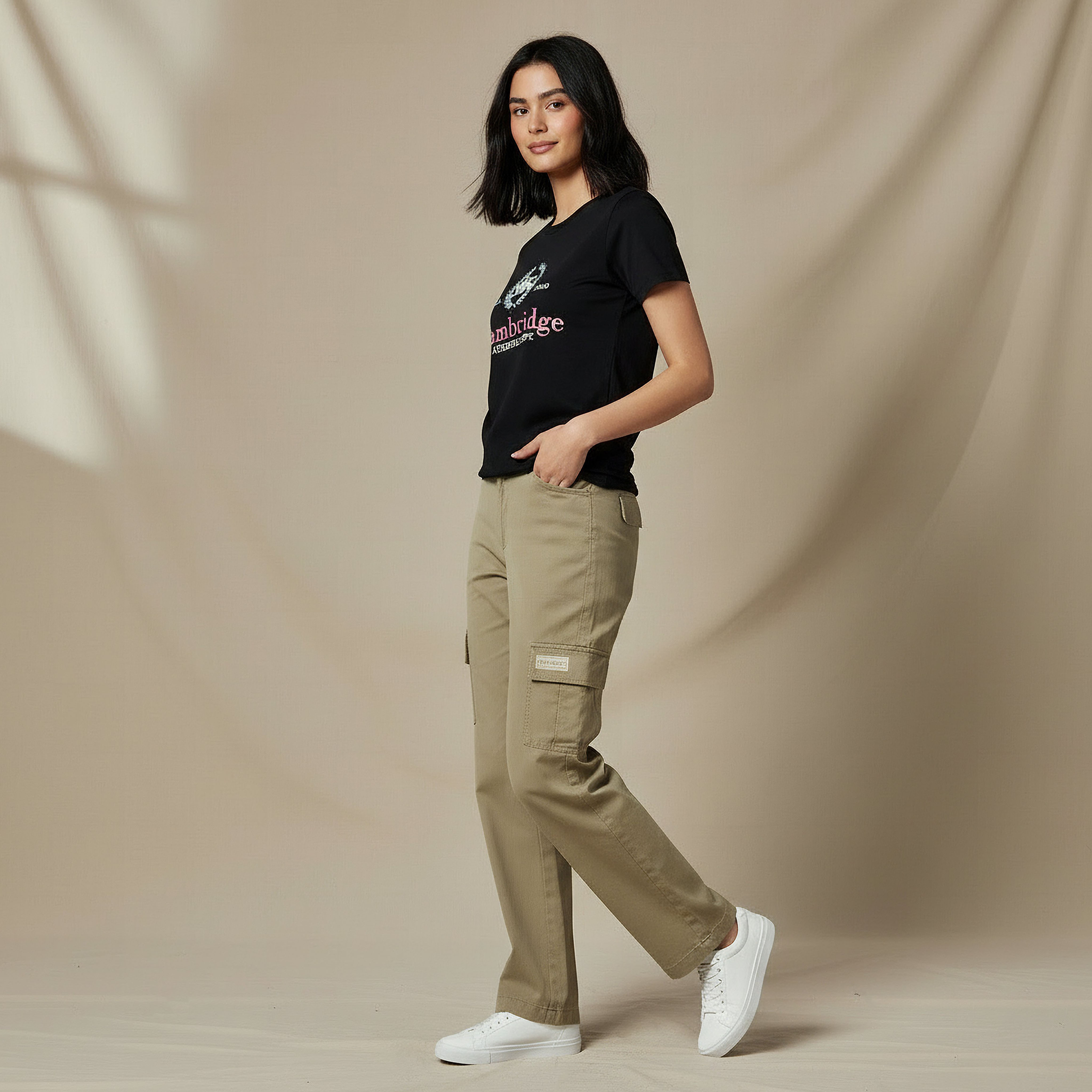 تيشيرت قطن بطبعة جامعة كامبريدج-women-clothing-tshirts-image-2