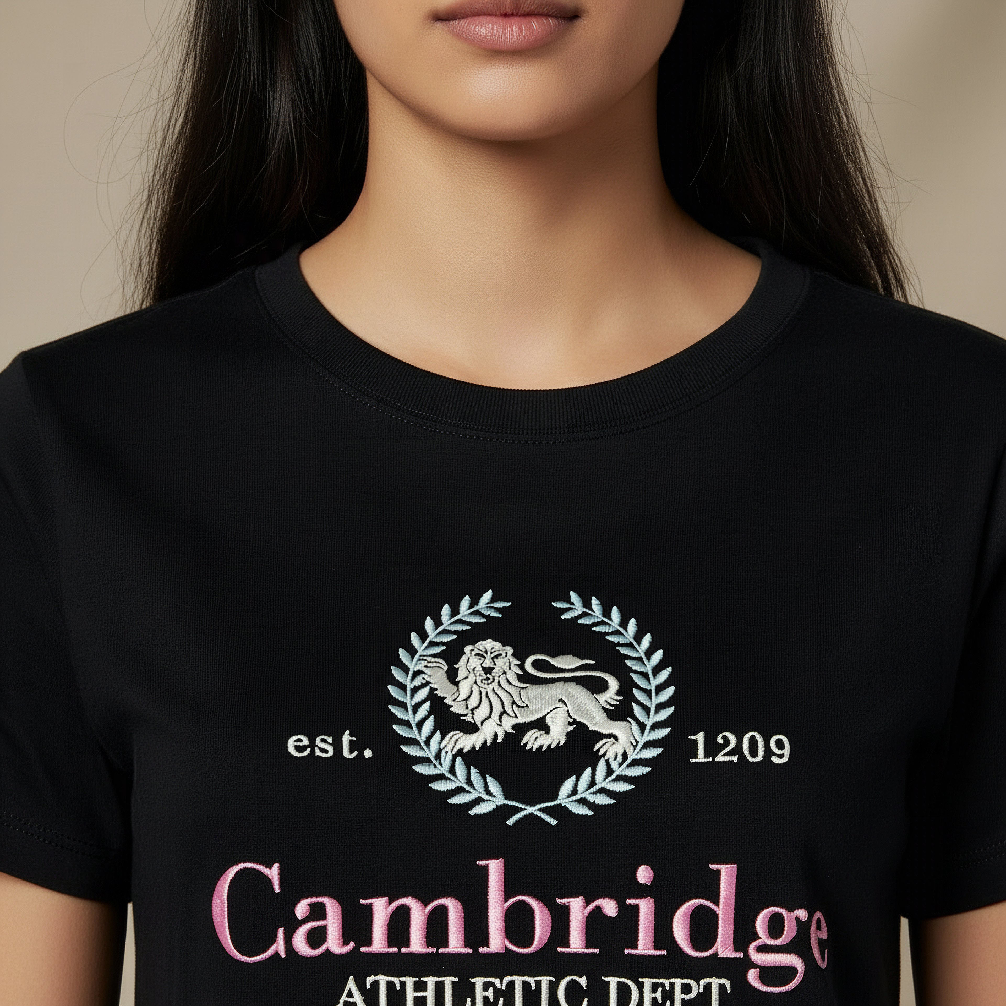 تيشيرت قطن بطبعة جامعة كامبريدج-women-clothing-tshirts-image-3