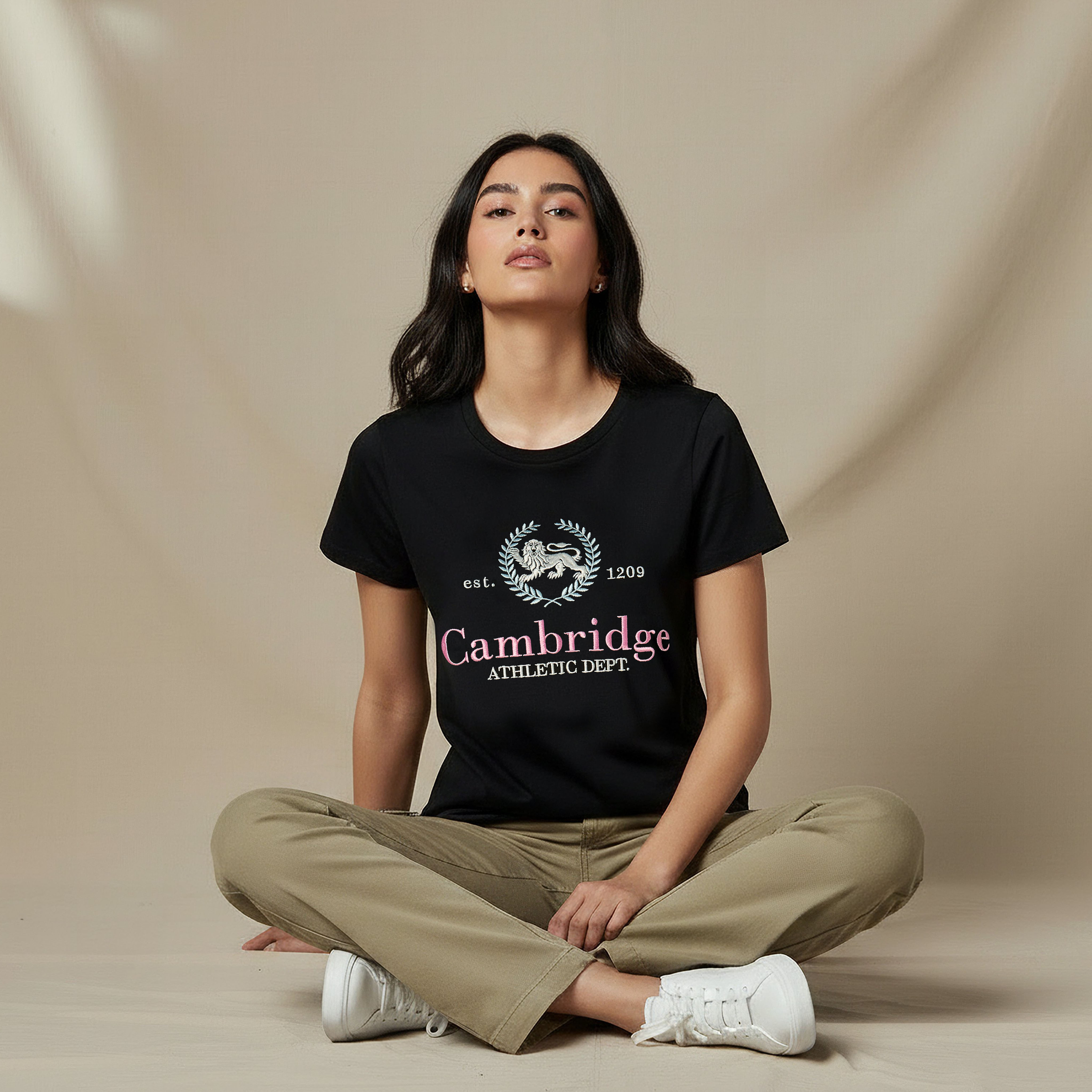 تيشيرت قطن بطبعة جامعة كامبريدج-women-clothing-tshirts-image-5