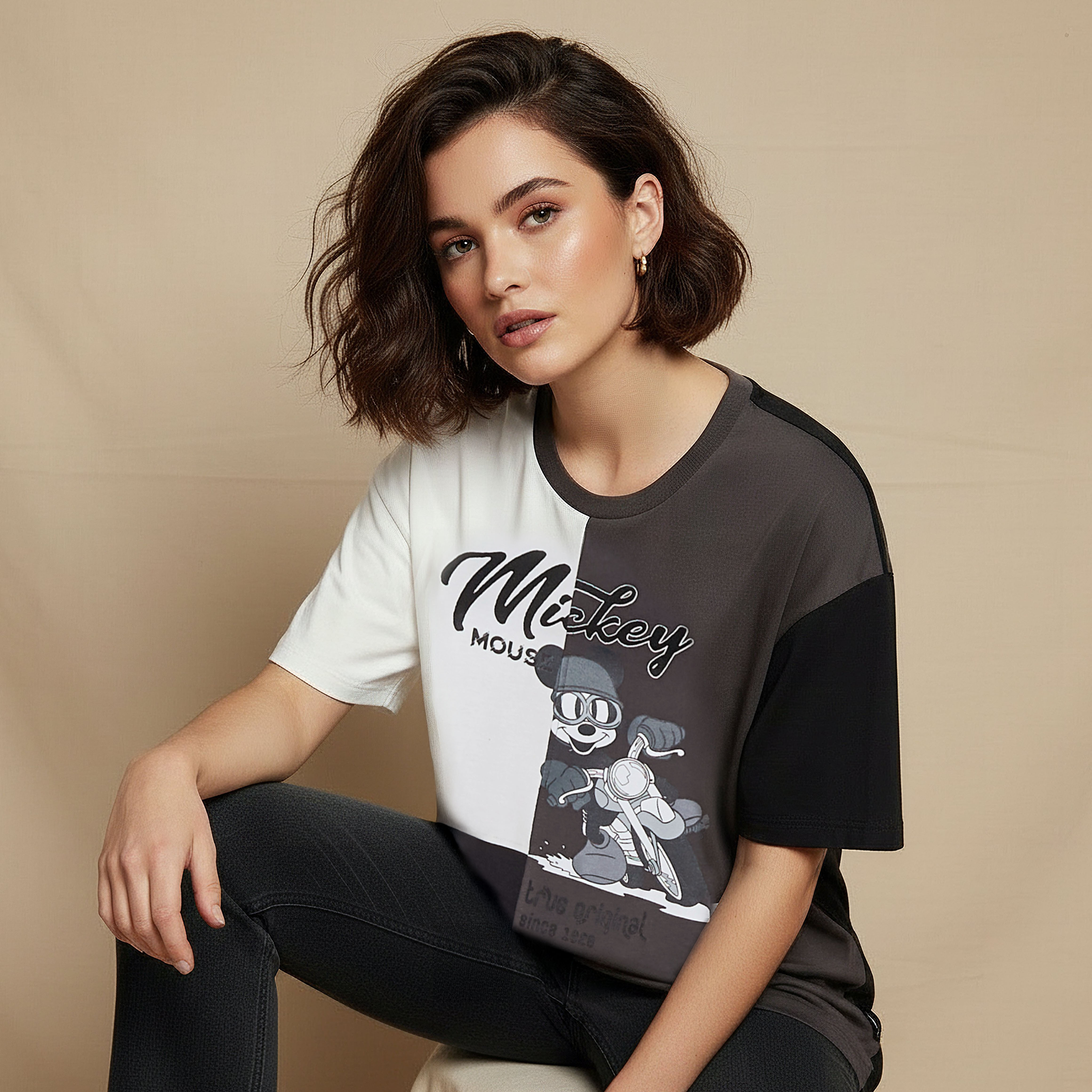 Mickey Mouse Print Loose Fit T-shirt-women-clothing-tshirts-image-5