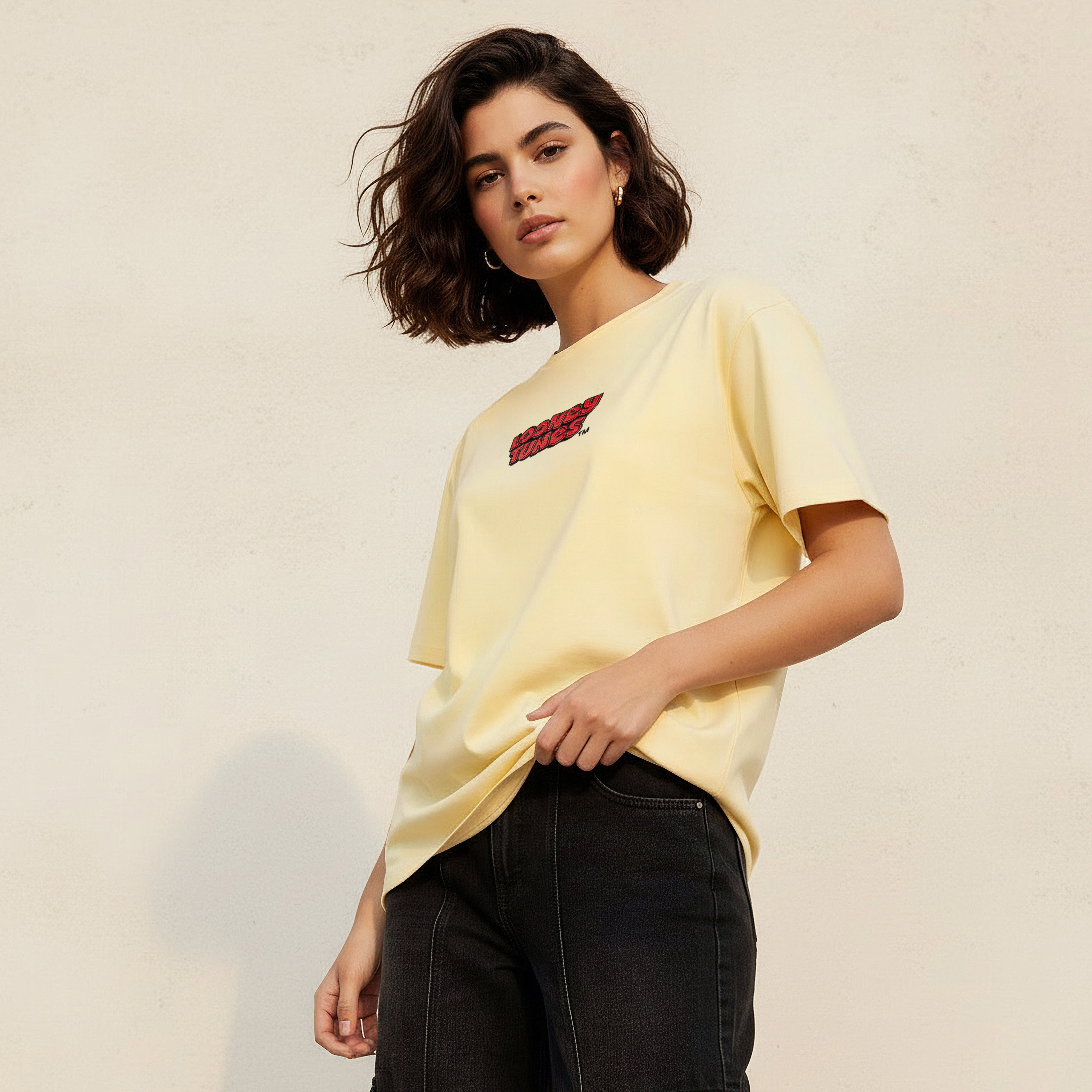 Looney Tunes Loose Fit T-shirt-women-clothing-tshirts-image-4