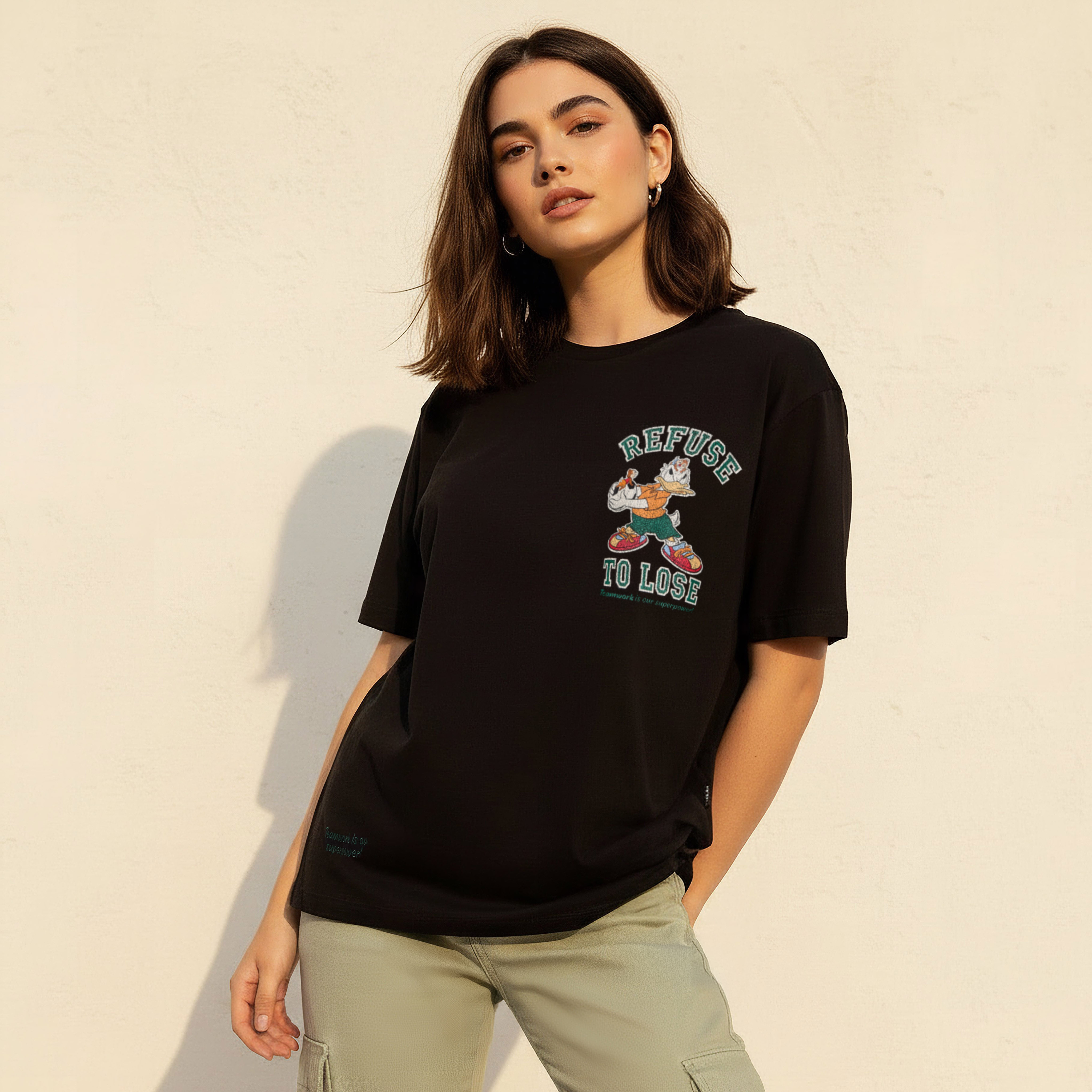 تيشيرت بطبعات دونالد داك-women-clothing-tshirts-image-1