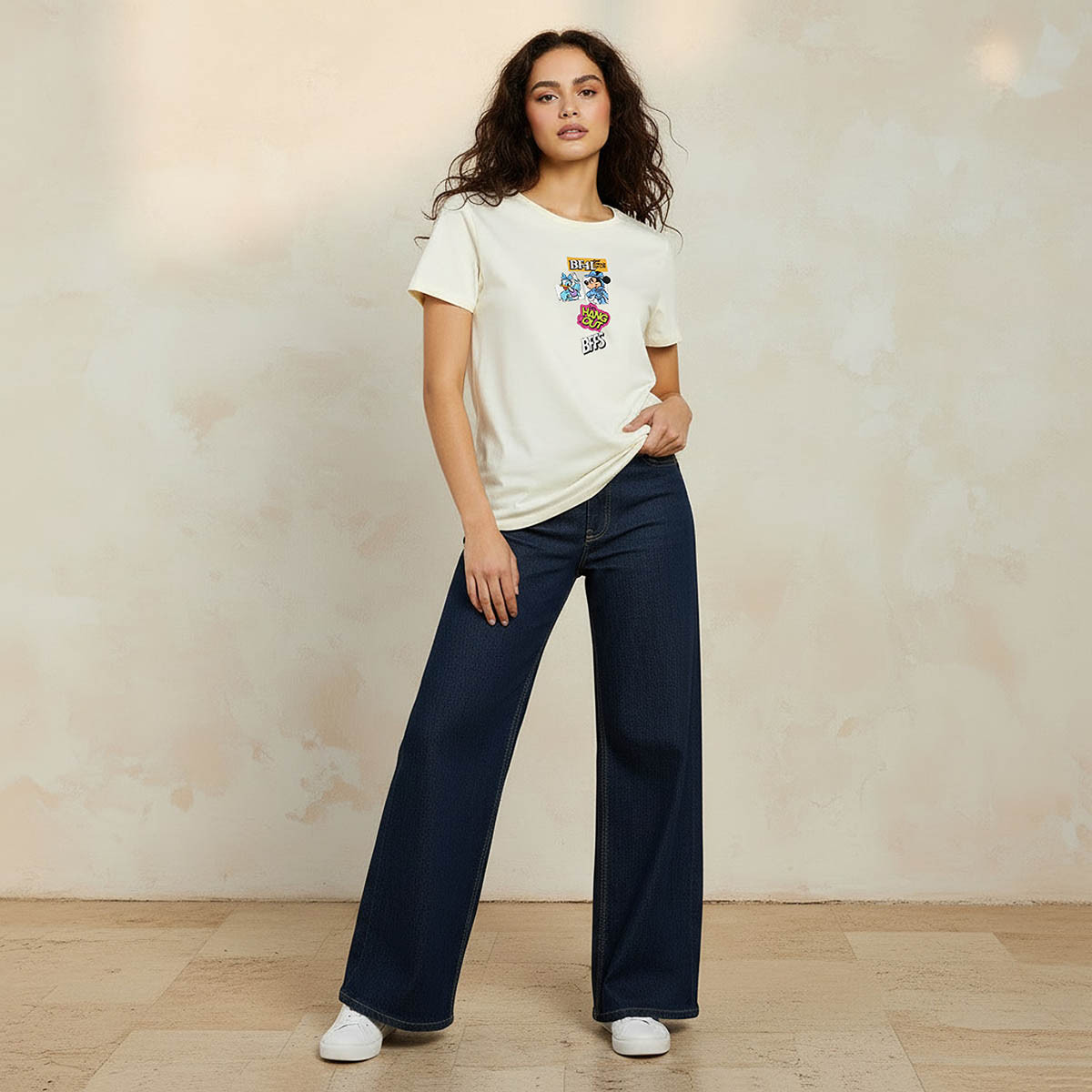 Cotton T-shirt with Minnie Mouse and Daisy Duck Print-women-clothing-tshirts-image-3