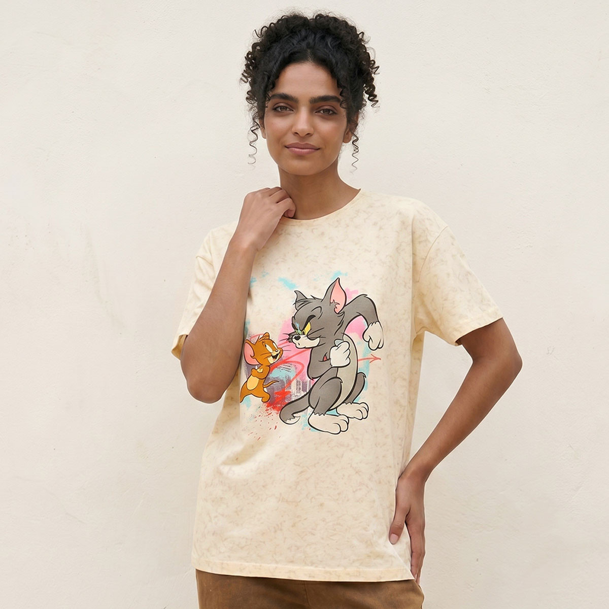 Tom and Jerry Oversized T-shirt with Crew Neck-women-clothing-tshirts-image-1