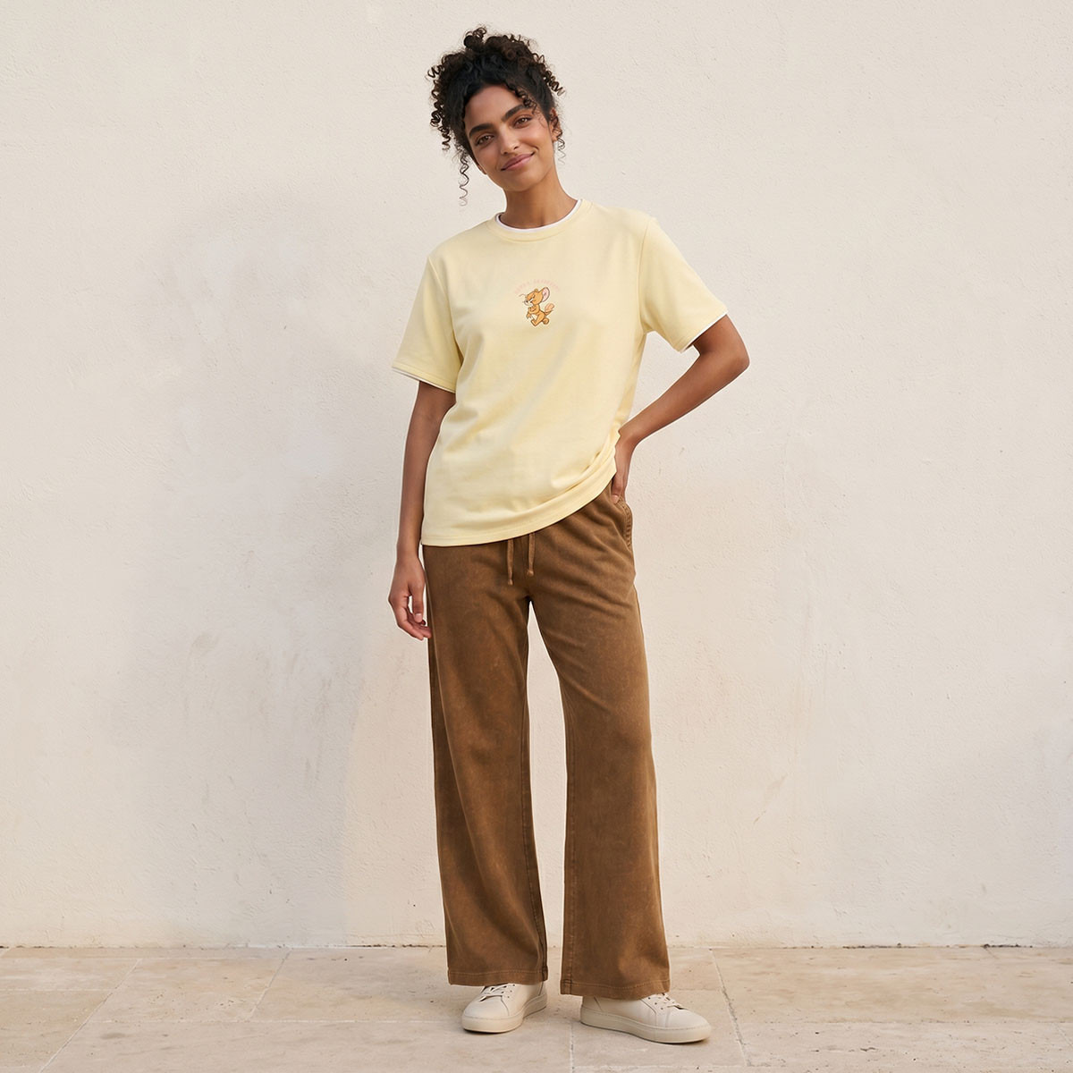Jerry Ringer T-shirt-women-clothing-tshirts-image-5