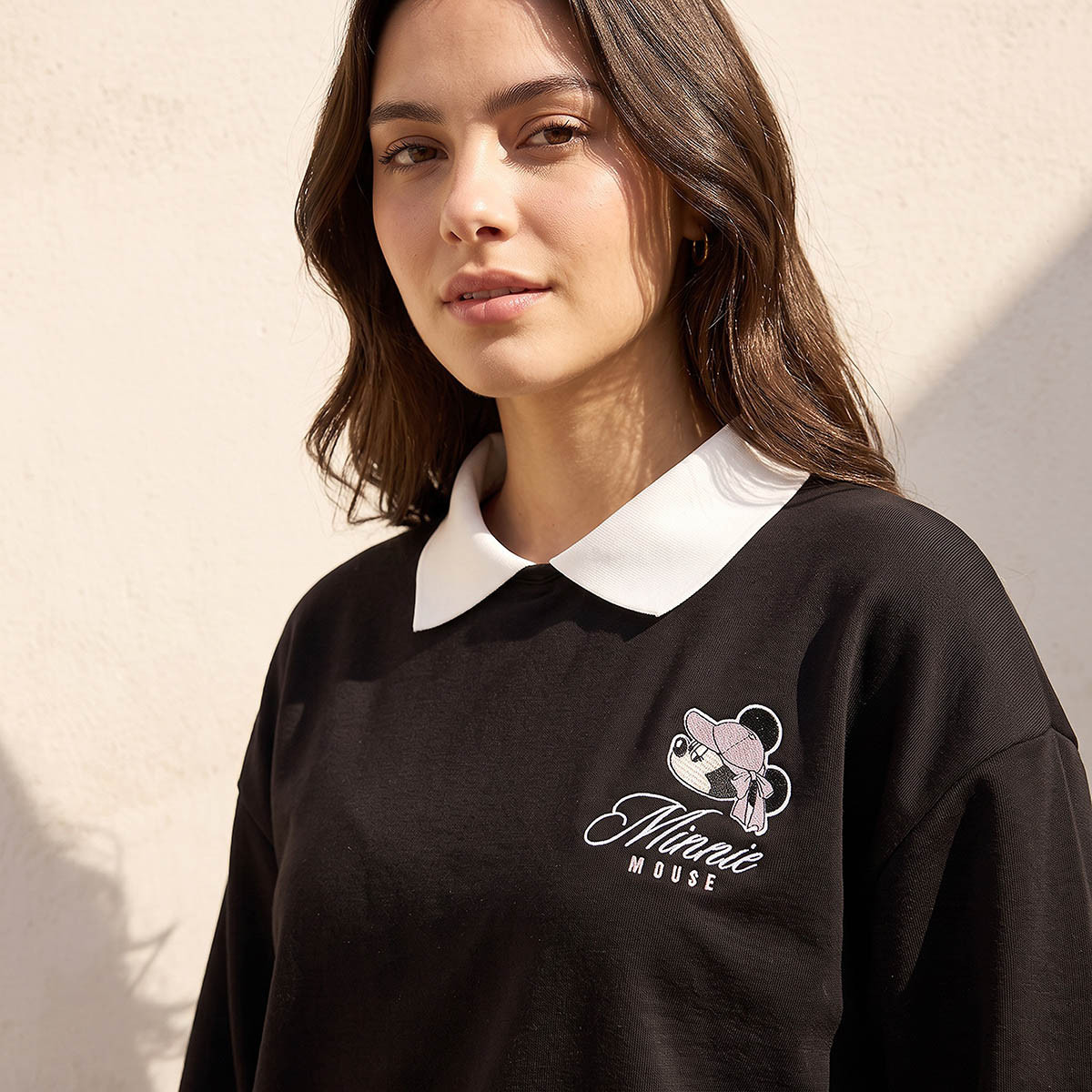 سويت شيرت بياقة عادية وطبعات ميني ماوس-women-clothing-hoodiesandsweatshirts-sweatshirts-image-6