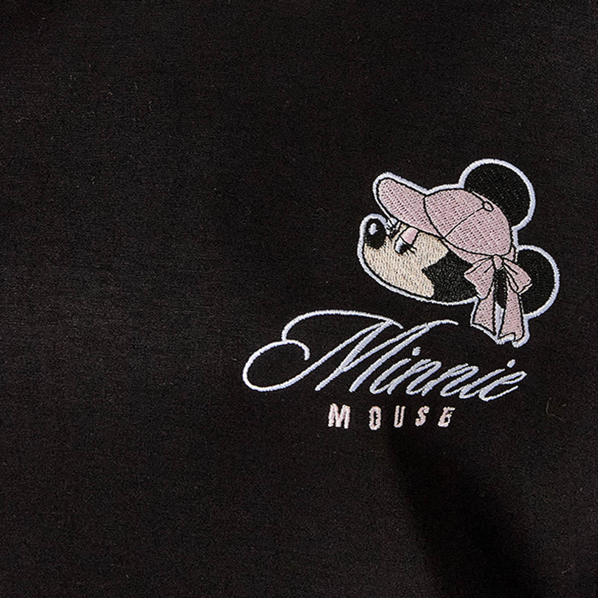 سويت شيرت بياقة عادية وطبعات ميني ماوس-women-clothing-hoodiesandsweatshirts-sweatshirts-image-7