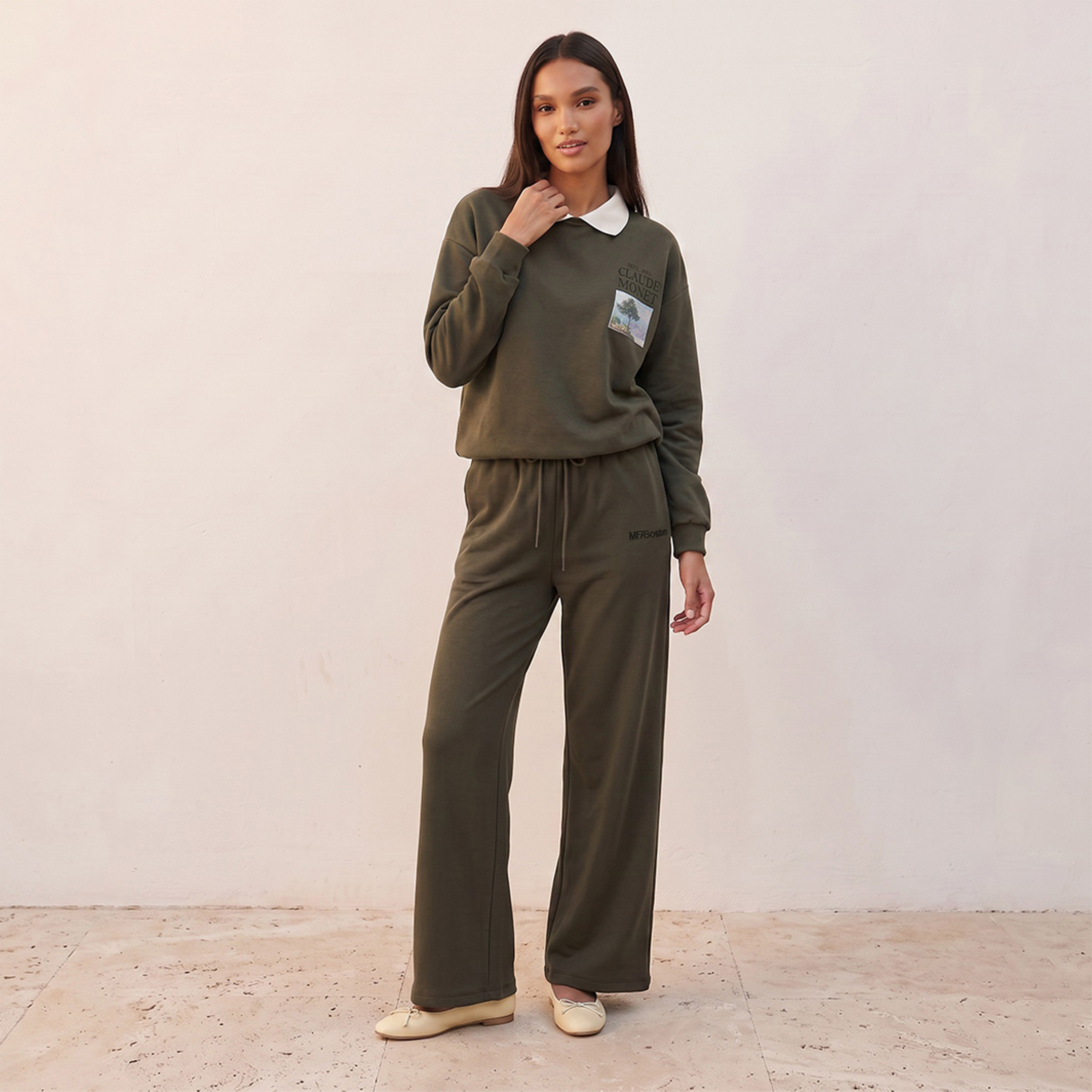 بنطلون رياضي كارجو بخصر متوسط الارتفاع وتطريز إم إف إيه بوسطن-women-clothing-joggers-image-5
