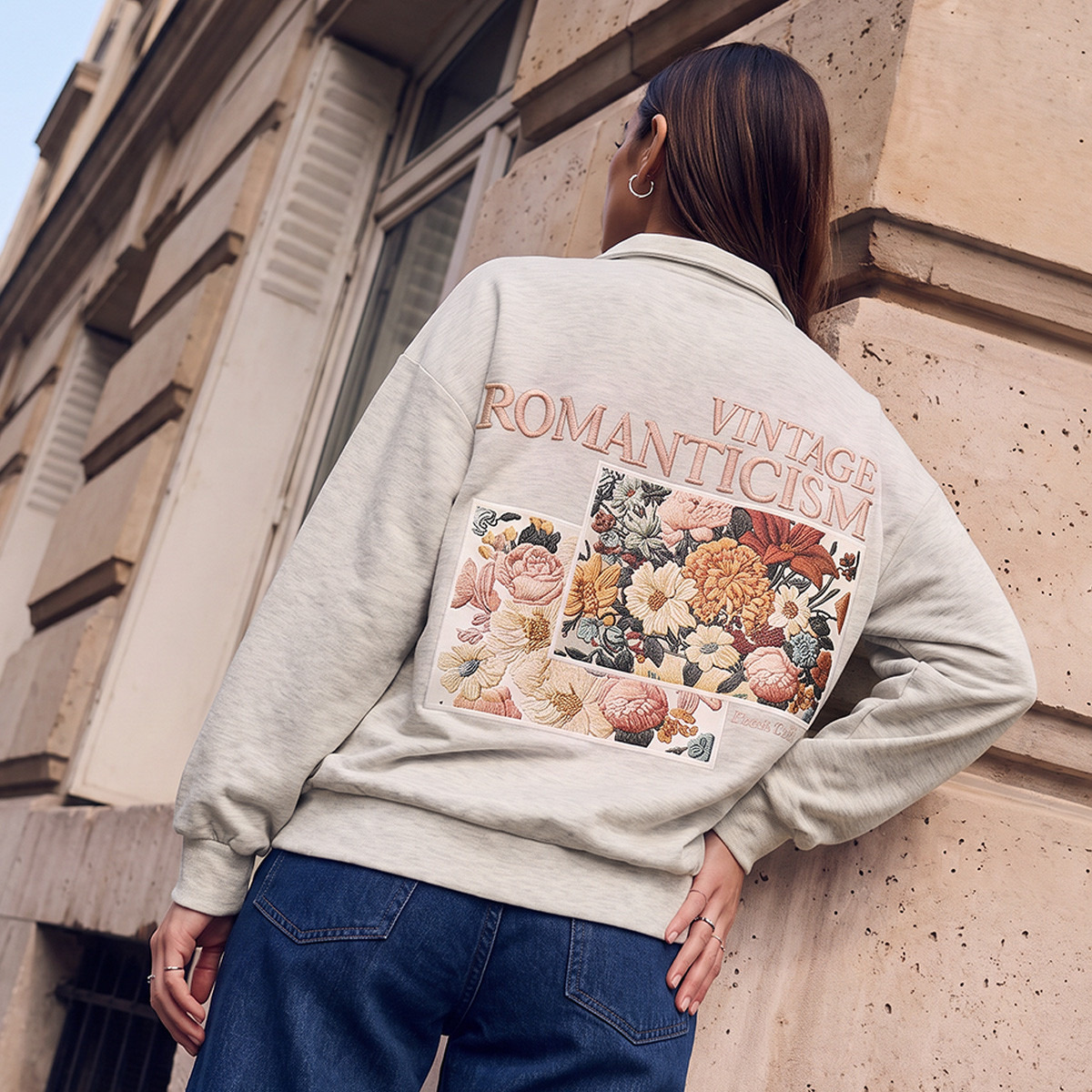 Dutch Golden Age Sweatshirt with Half-Zip Placket-women-clothing-hoodiesandsweatshirts-sweatshirts-image-1