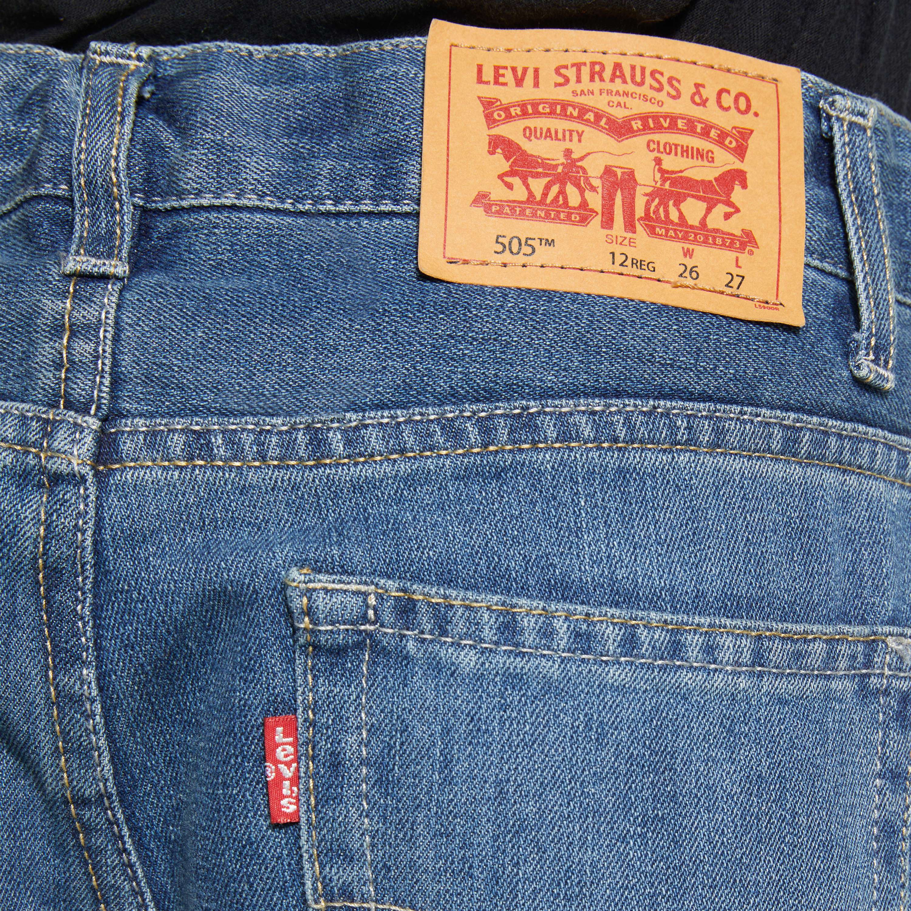 بنطلون جينز "505" بقصة "ريجيولار فيت" من ليفايس-boys-clothing-bottoms-jeans-image-2