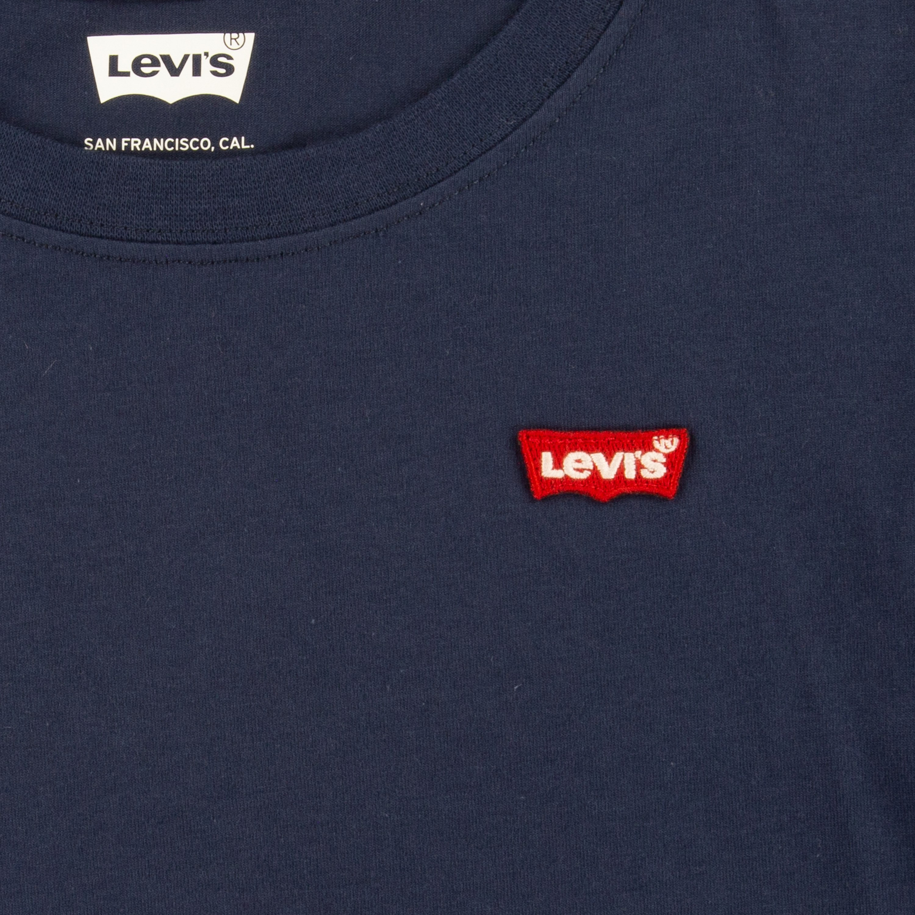 Levi's Batwing Logo Detail Chest Hit T-Shirt-girls-clothing-tshirts-image-3