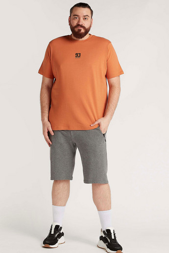 Sustainable Solid Mid-Rise Short with Drawstring Closure and Pockets