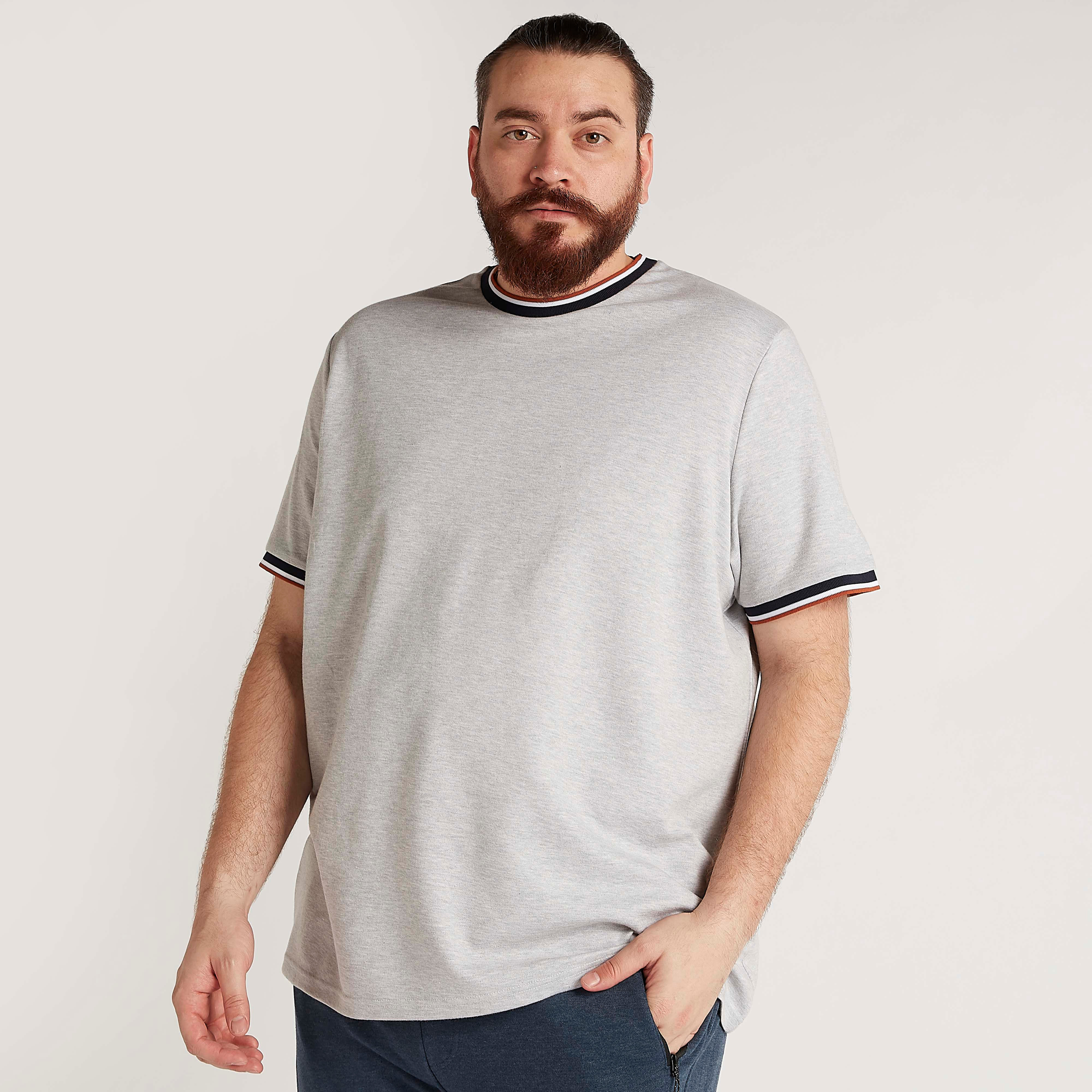 Solid T-shirt with Short Sleeves and Crew Neck-men-clothing-tshirtsandpolos-tshirts-image-1