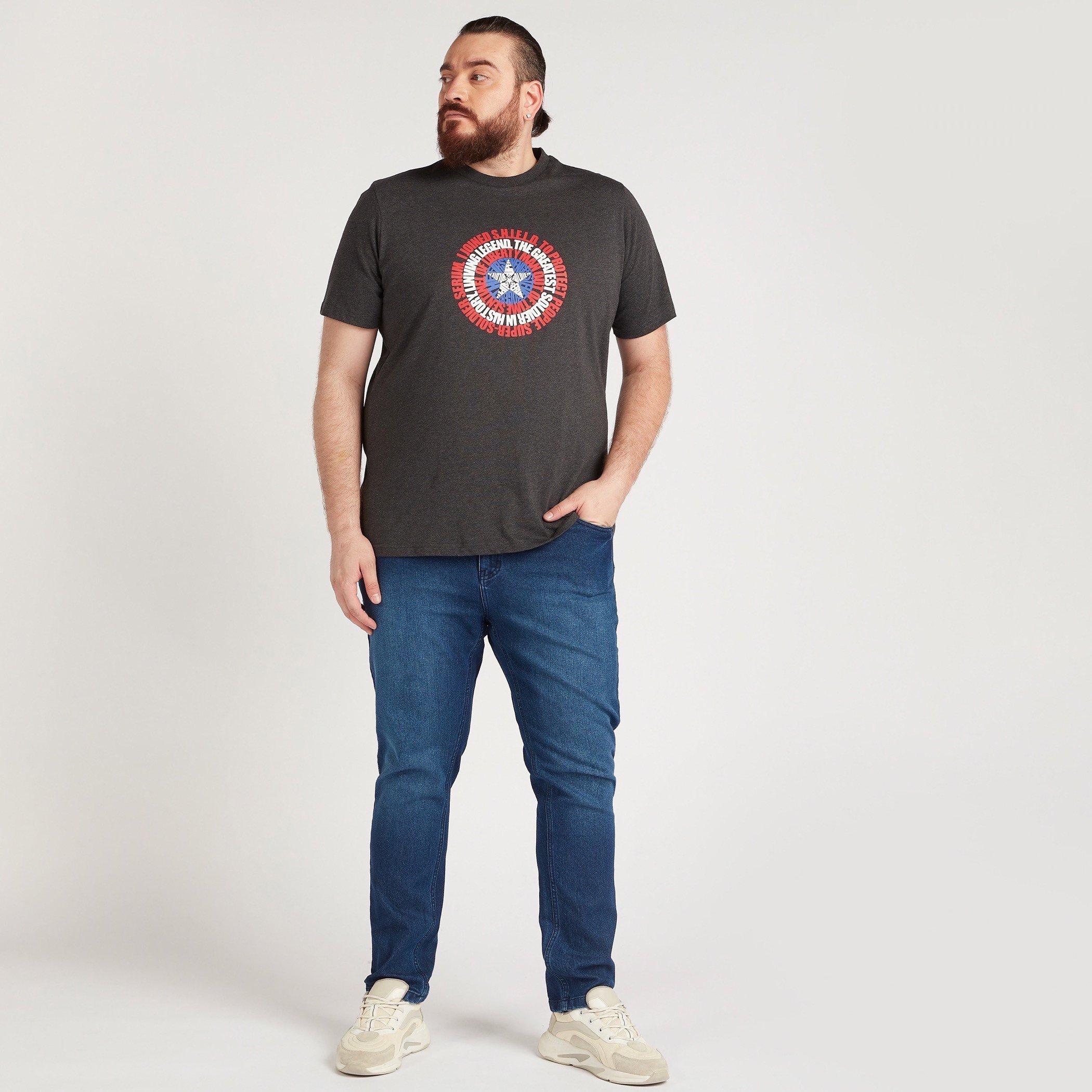 بنطلون جينز دنيم سادة بزر إغلاق وخصر متوسّط الارتفاع-men-clothing-bottoms-jeans-image-2