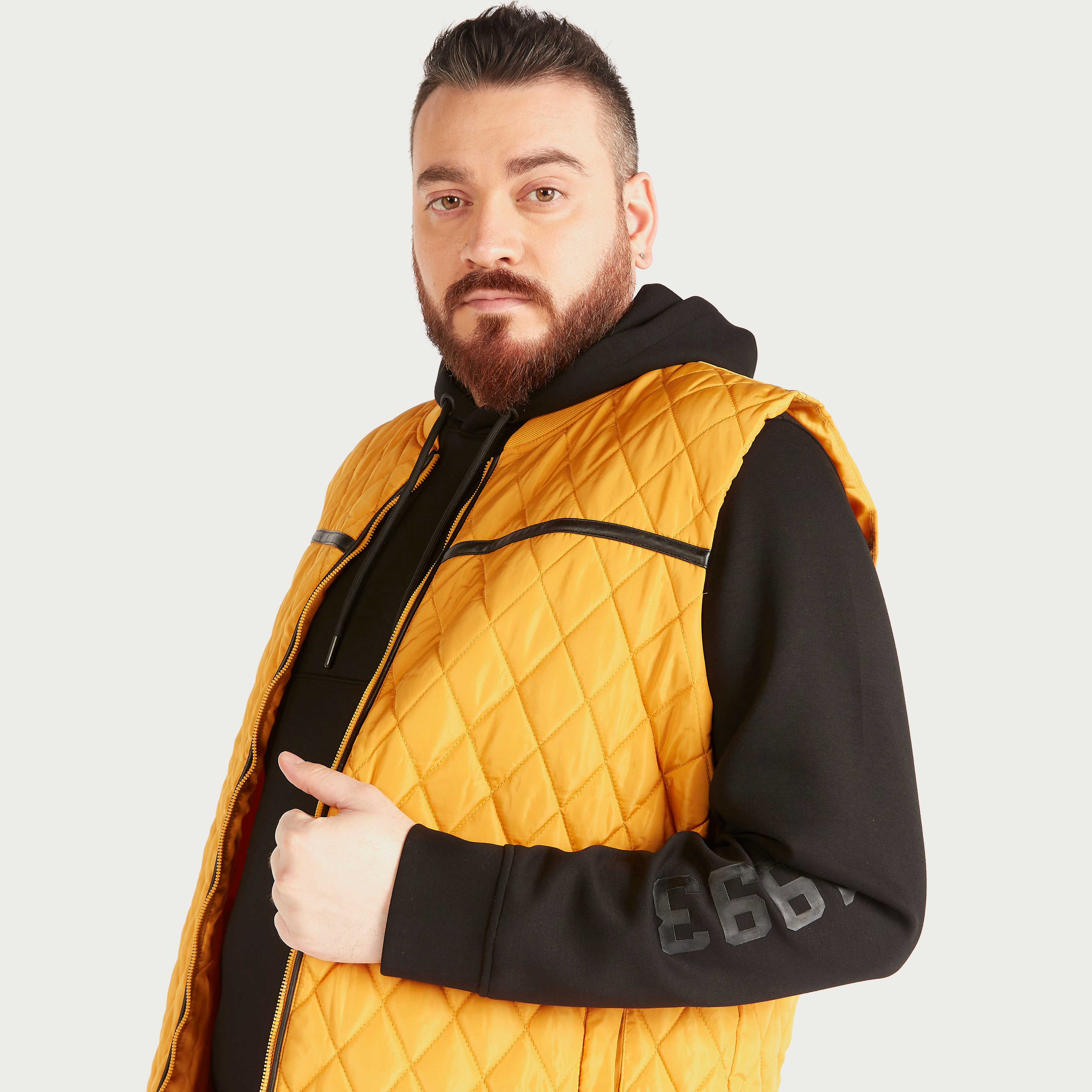 جيليه مبطن بسحاب إغلاق وجيوب-men-clothing-jacketsandblazers-jackets-image-5