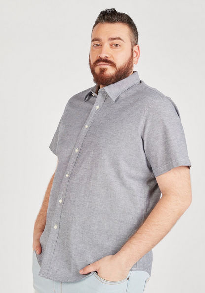 Solid Shirt with Button Closure and Short Sleeves-Shirts-image-0
