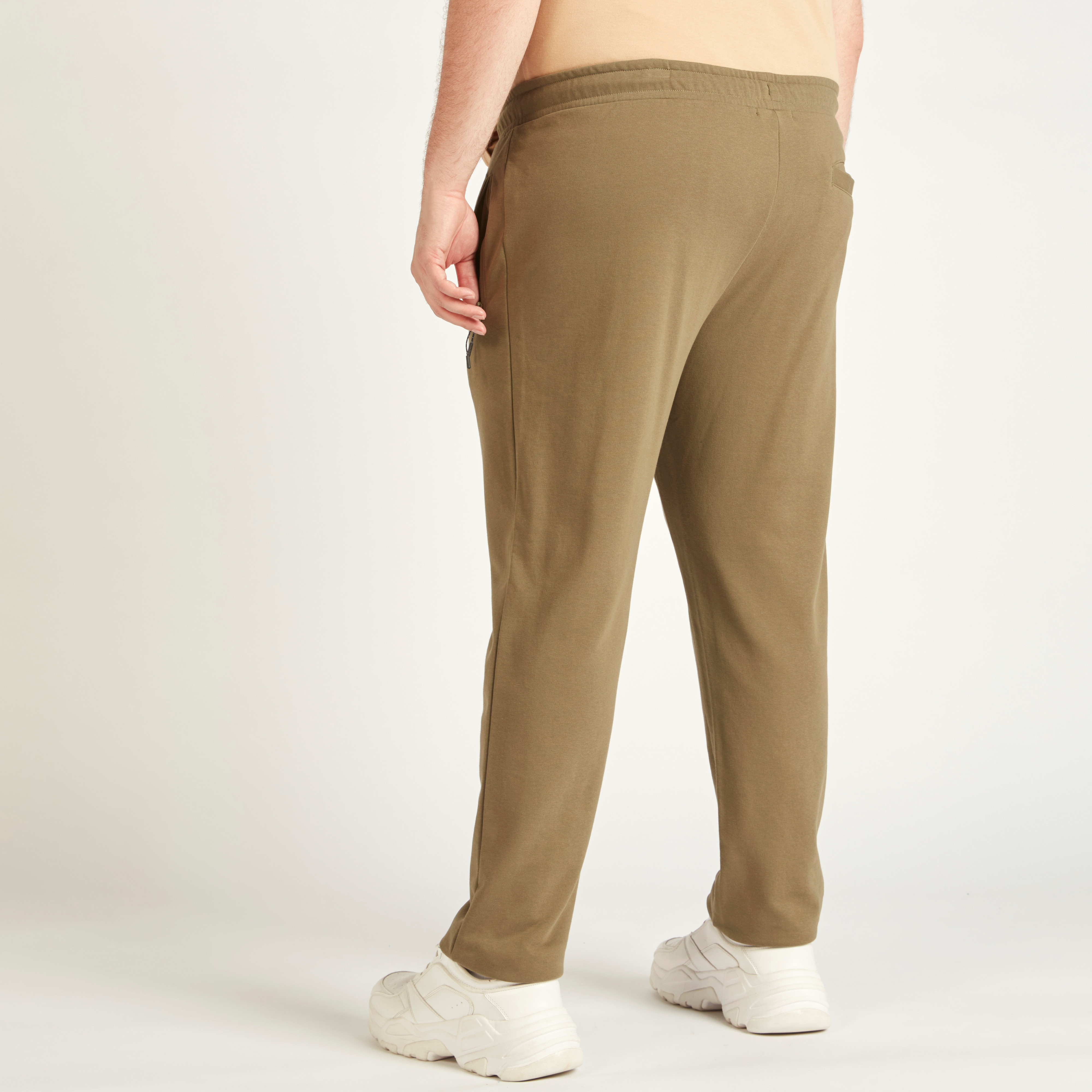 بنطلون رياضي سادة بخصر متوسط الارتفاع وجيوب ورباط إغلاق-men-clothing-bottoms-joggers-image-8