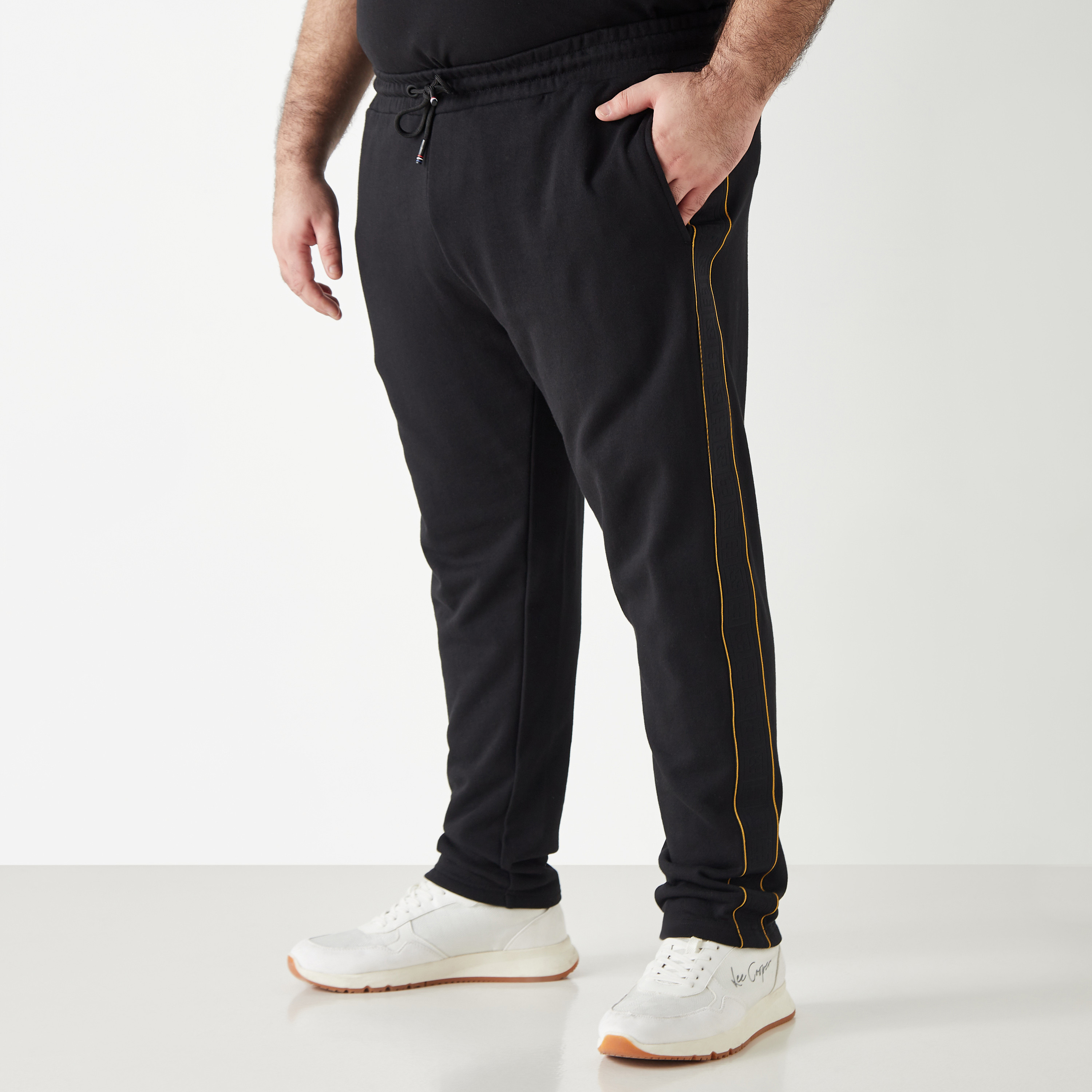 Tape store waist joggers