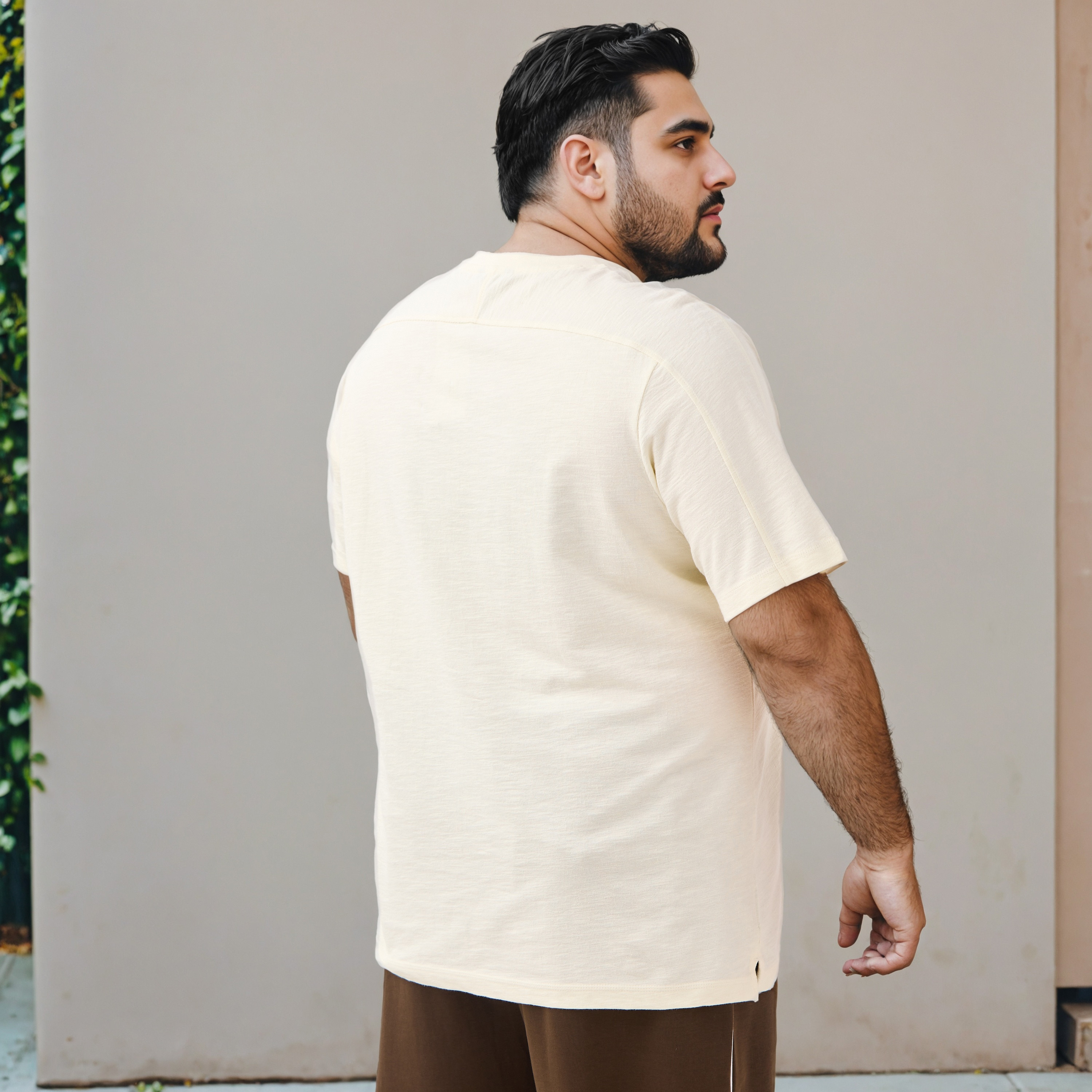 تيشيرت بمقاس كبير بتصاميم متعددة وبطبعات شعار-men-clothing-tshirtsandpolos-tshirts-image-3